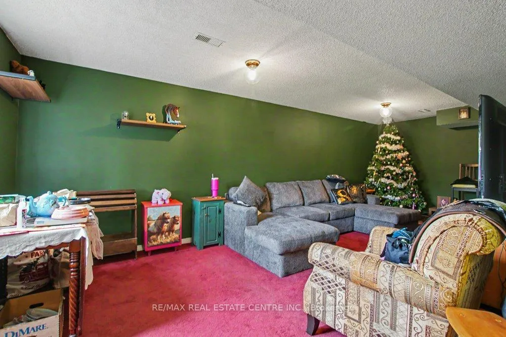 Photo 35 of 2100 Kevin Crescent, Burlington, Headon — HOMEH