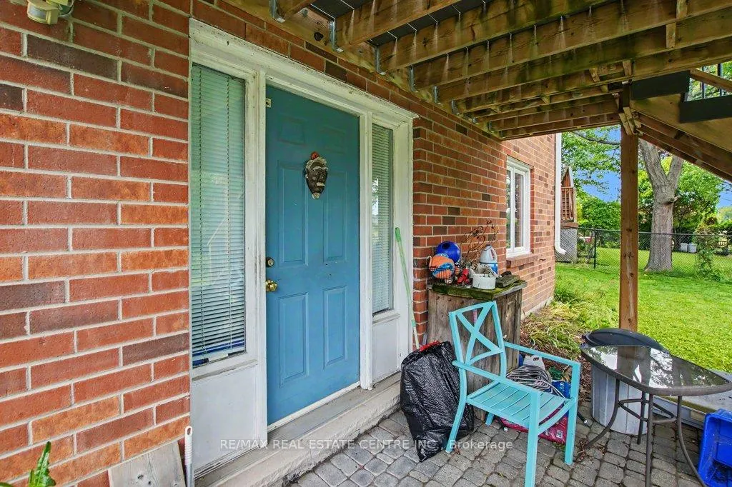 Photo 38 of 2100 Kevin Crescent, Burlington, Headon — HOMEH