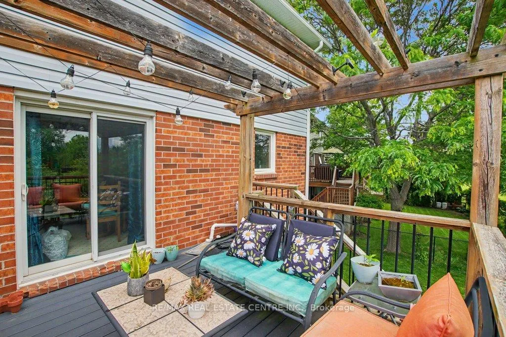 Photo 45 of 2100 Kevin Crescent, Burlington, Headon — HOMEH