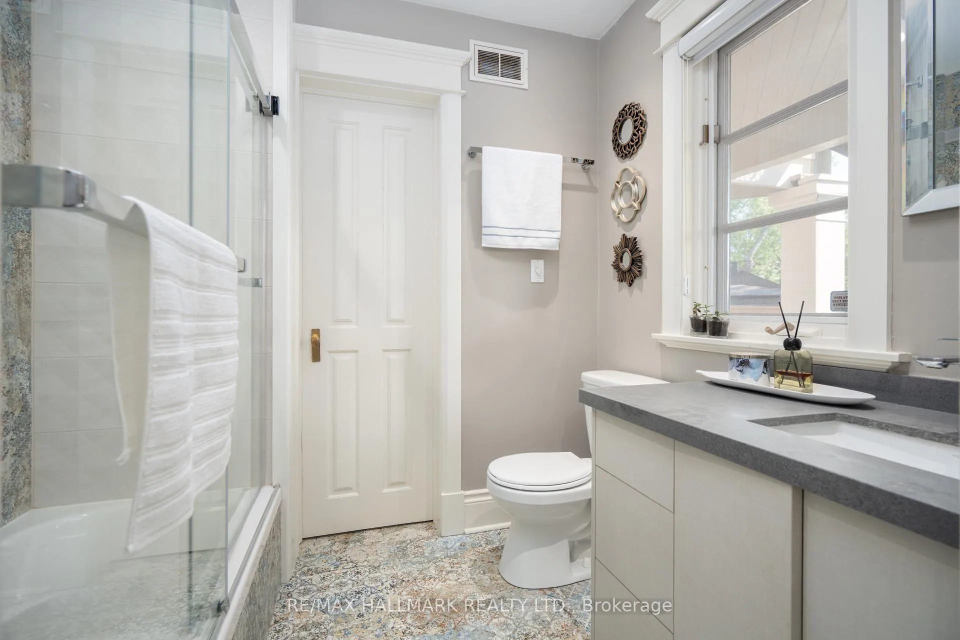 Photo 11 of 322 Dyson Road, Pickering, Rosebank — HOMEH