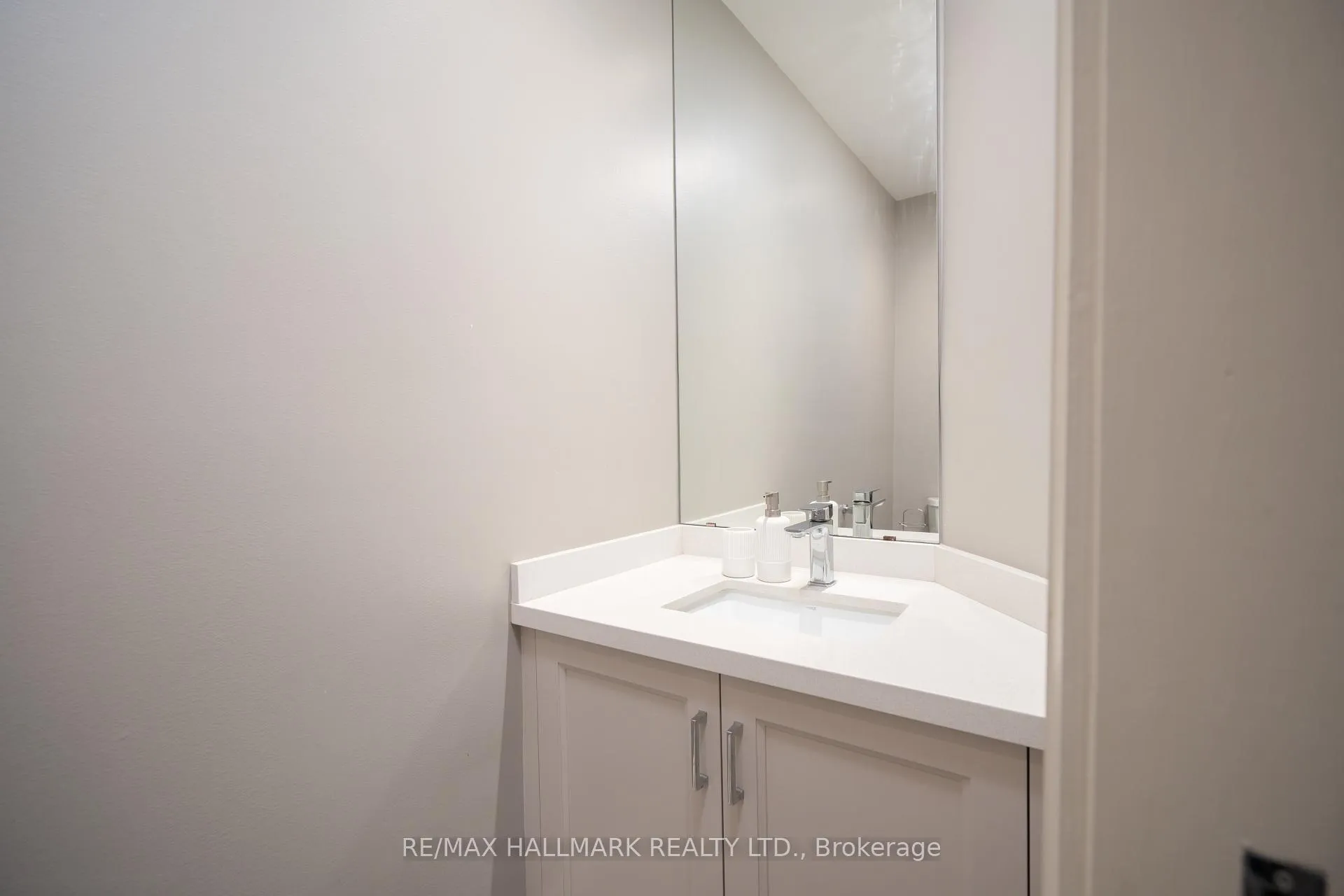 Photo 50 of 322 Dyson Road, Pickering, Rosebank — HOMEH