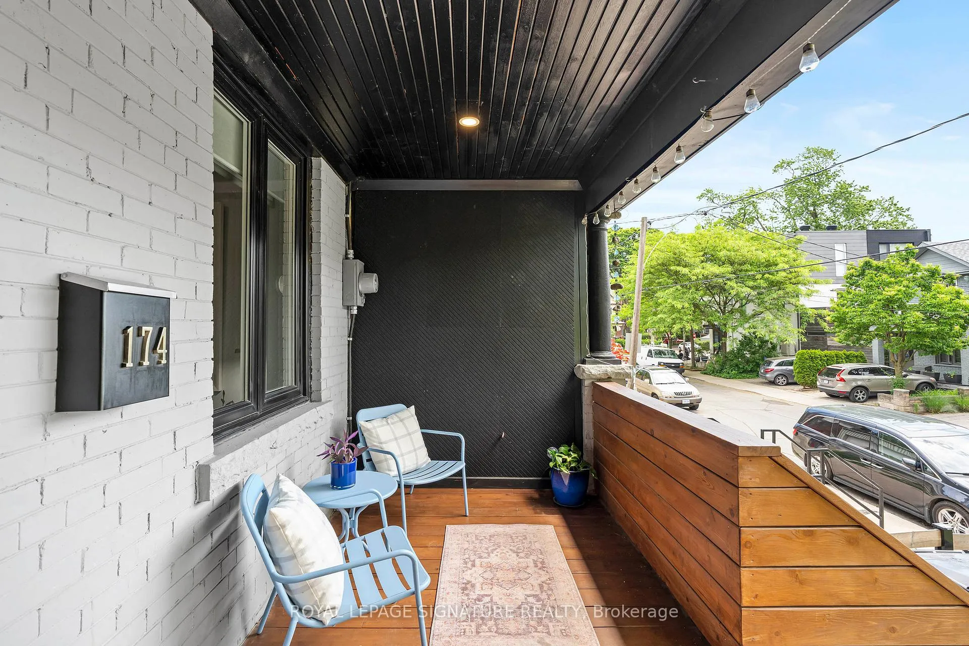 Photo 3 of 174 Yarmouth Road, Toronto, Dovercourt-Wallace Emerson-Junction — HOMEH