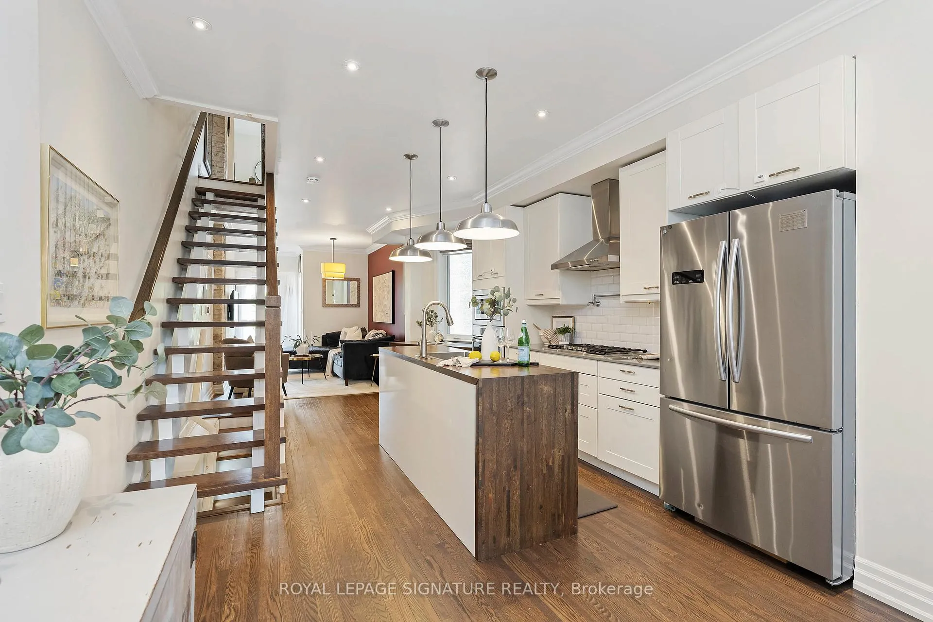 Photo 9 of 174 Yarmouth Road, Toronto, Dovercourt-Wallace Emerson-Junction — HOMEH