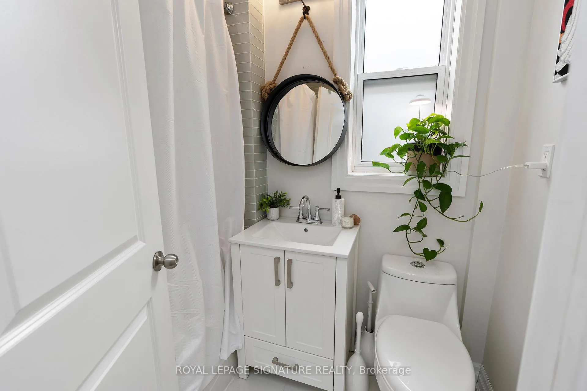 Photo 33 of 174 Yarmouth Road, Toronto, Dovercourt-Wallace Emerson-Junction — HOMEH