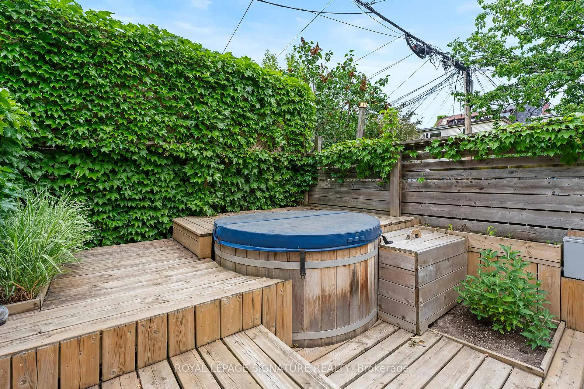Photo 49 of 174 Yarmouth Road, Toronto, Dovercourt-Wallace Emerson-Junction — HOMEH