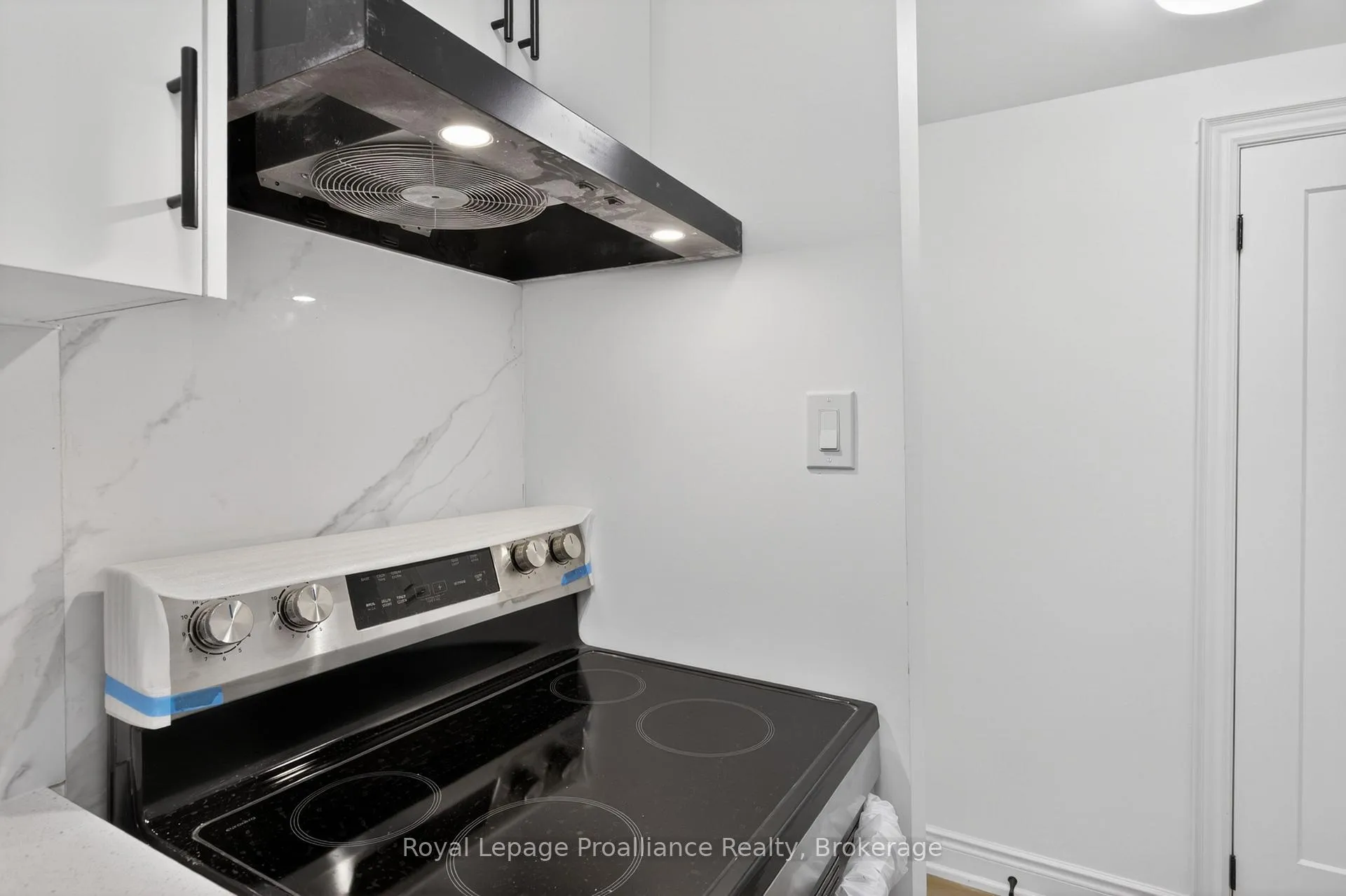 Photo 6 of Unit 1, 171 Hazlitt Street, Peterborough, Ashburnham Ward 4 — HOMEH