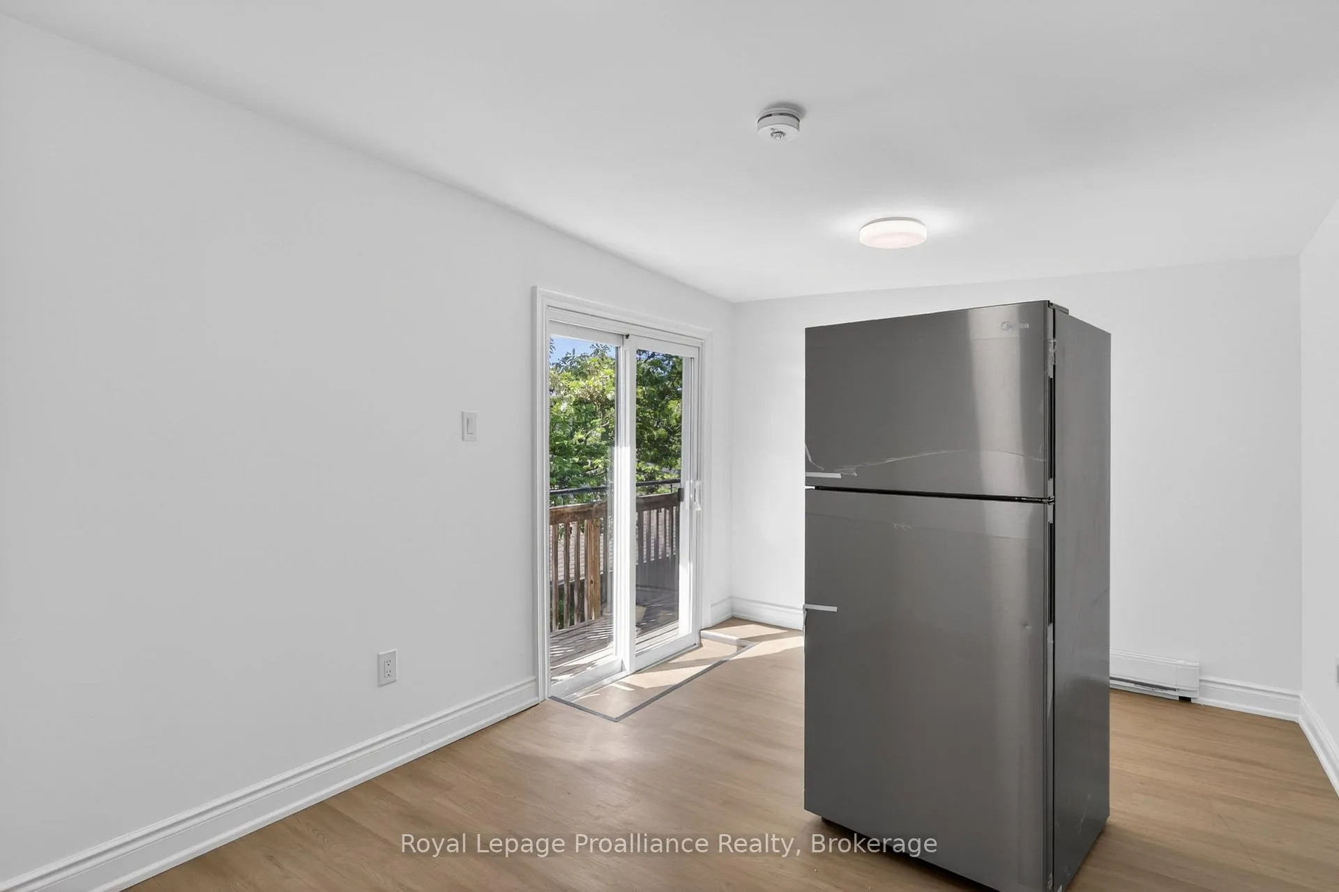 Photo 7 of Unit 1, 171 Hazlitt Street, Peterborough, Ashburnham Ward 4 — HOMEH