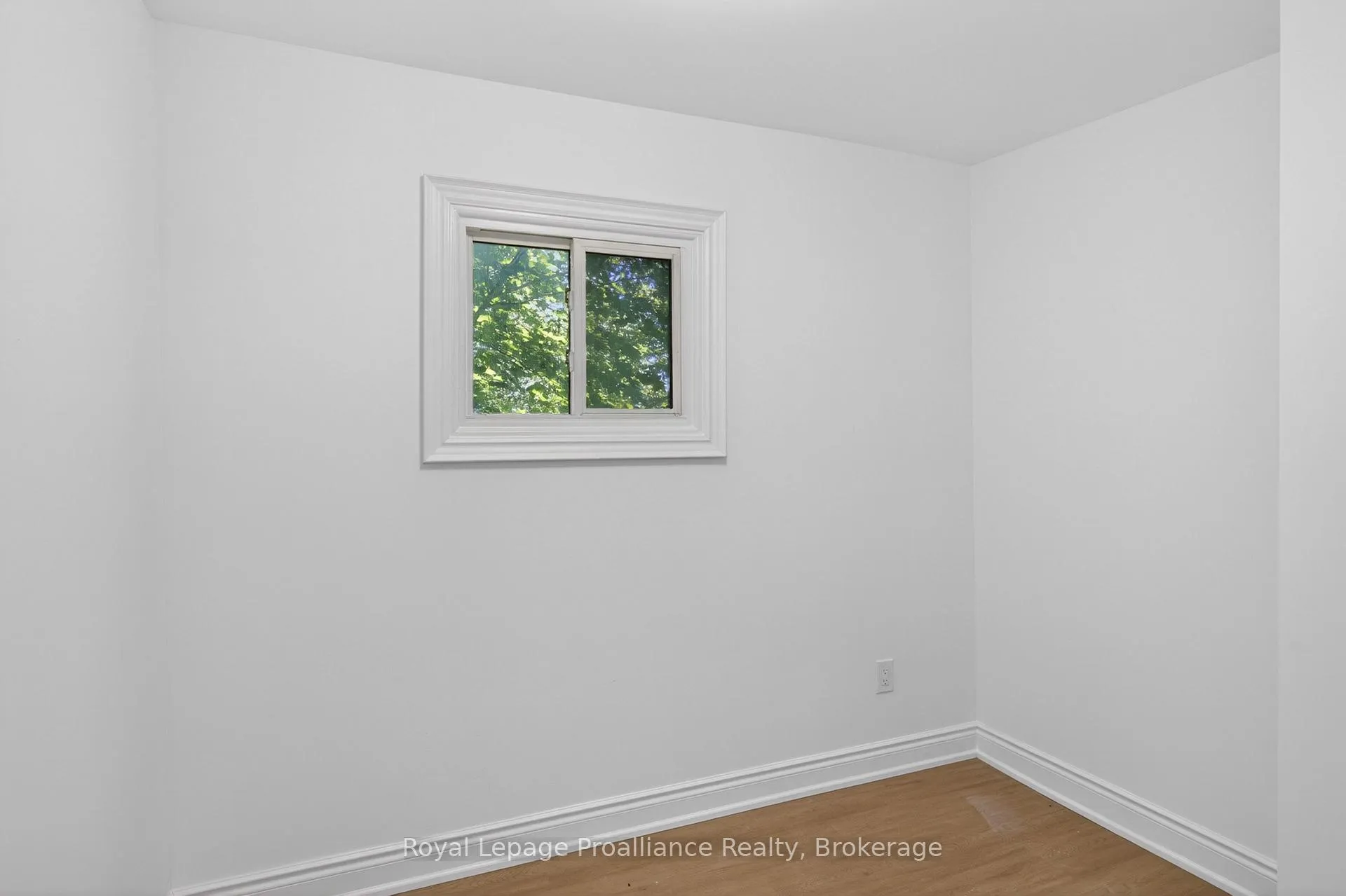 Photo 10 of Unit 1, 171 Hazlitt Street, Peterborough, Ashburnham Ward 4 — HOMEH