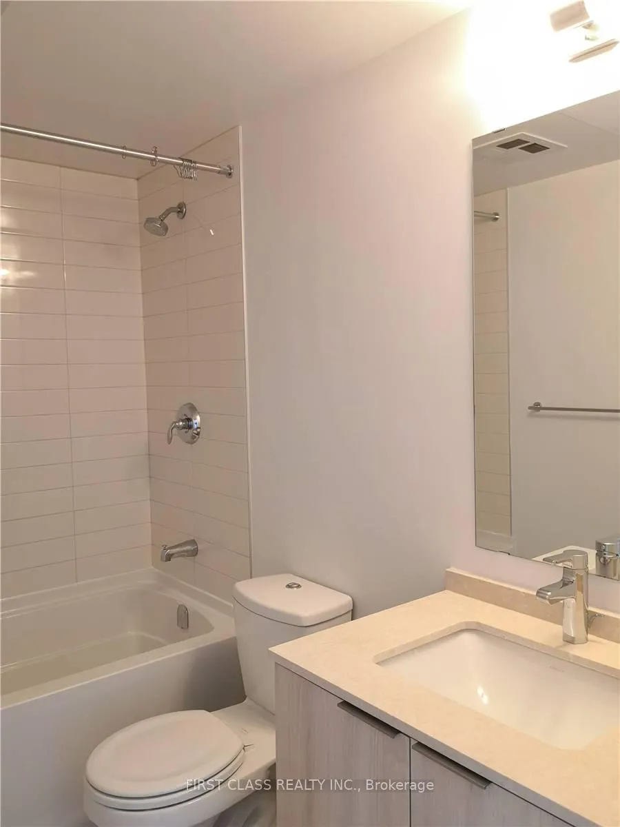 Photo 5 of Unit 4613, 11 Wellesley Street W, Toronto, Bay Street Corridor — HOMEH