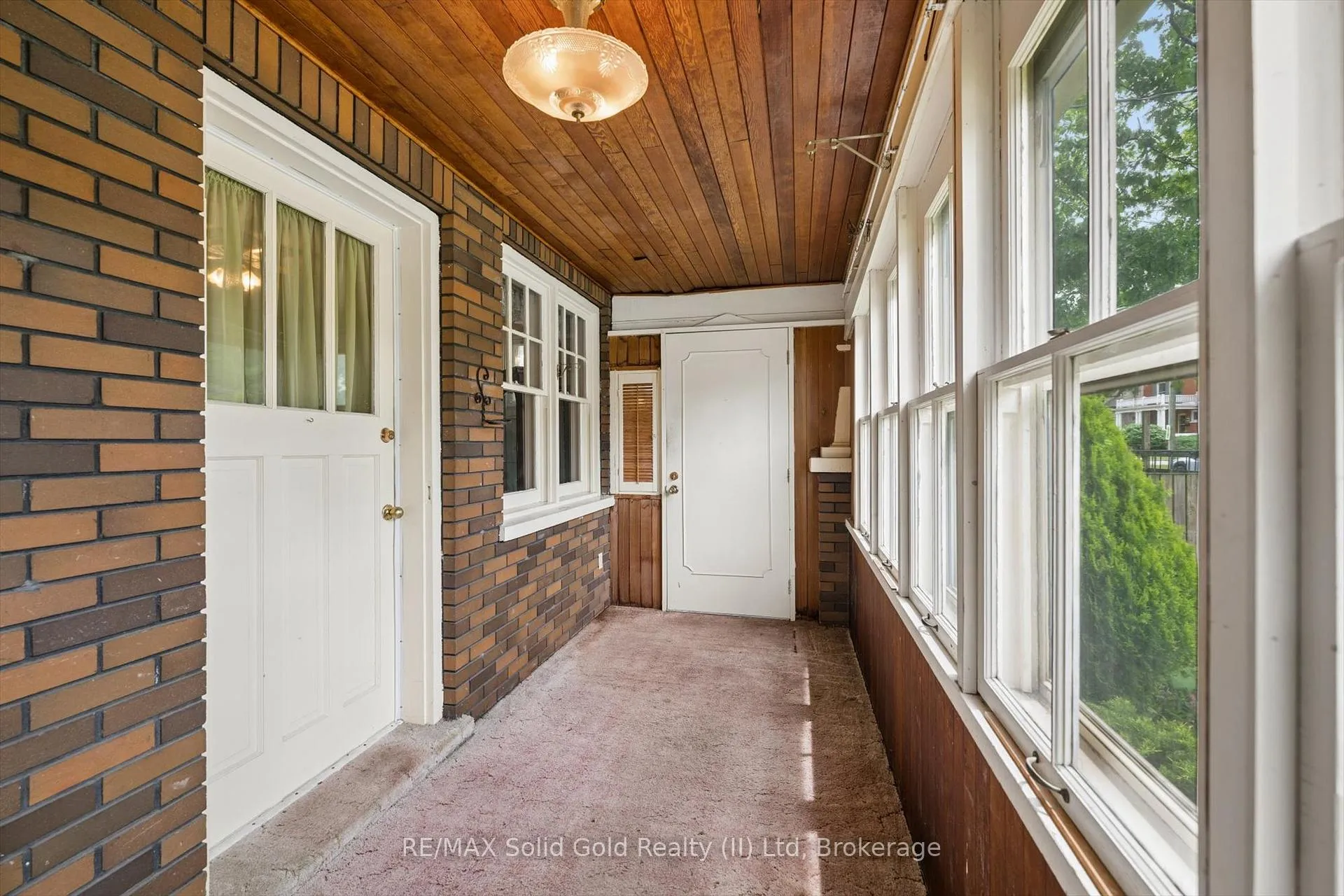 Photo 2 of 555 Hamilton Street, Cambridge — HOMEH