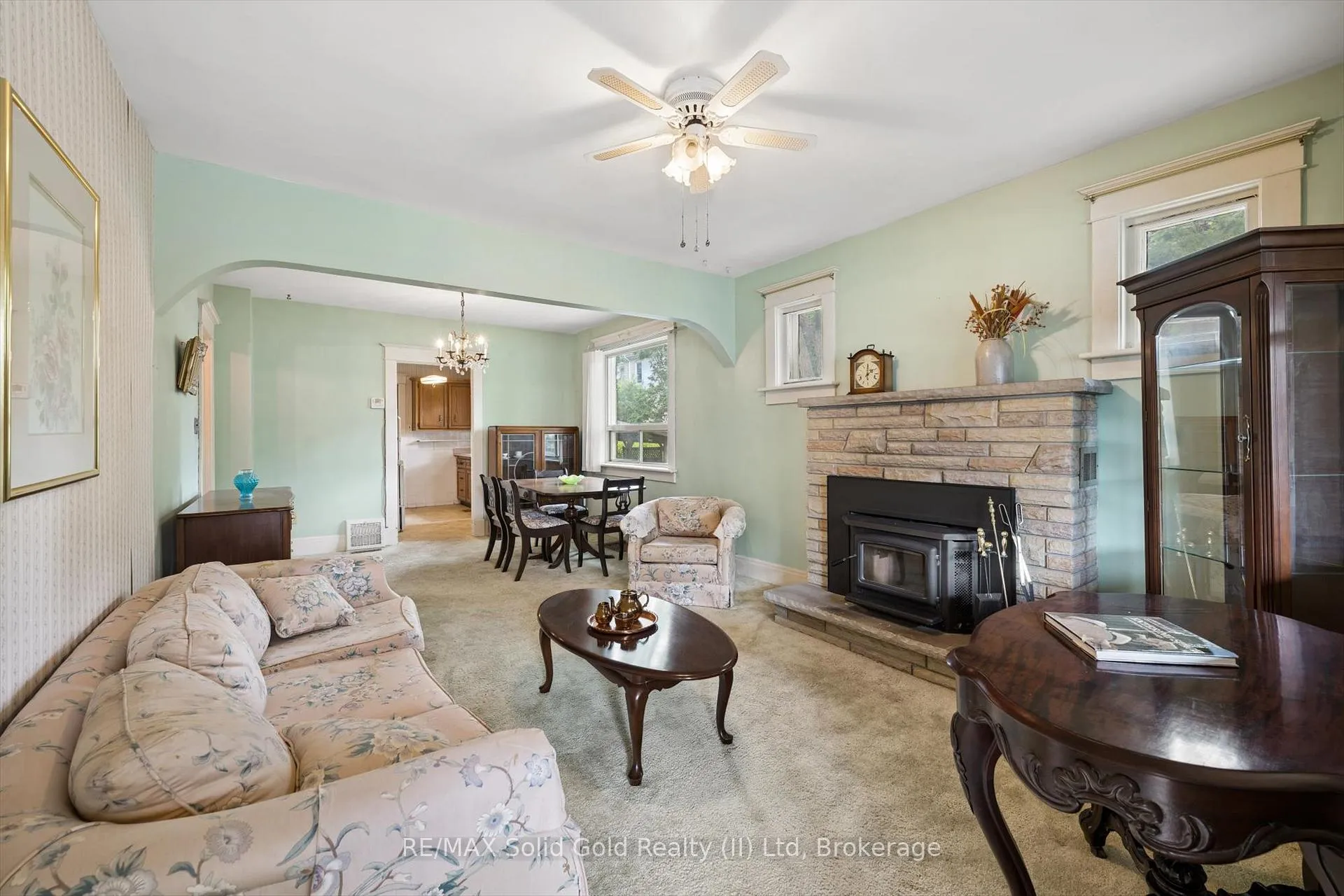 Photo 4 of 555 Hamilton Street, Cambridge — HOMEH