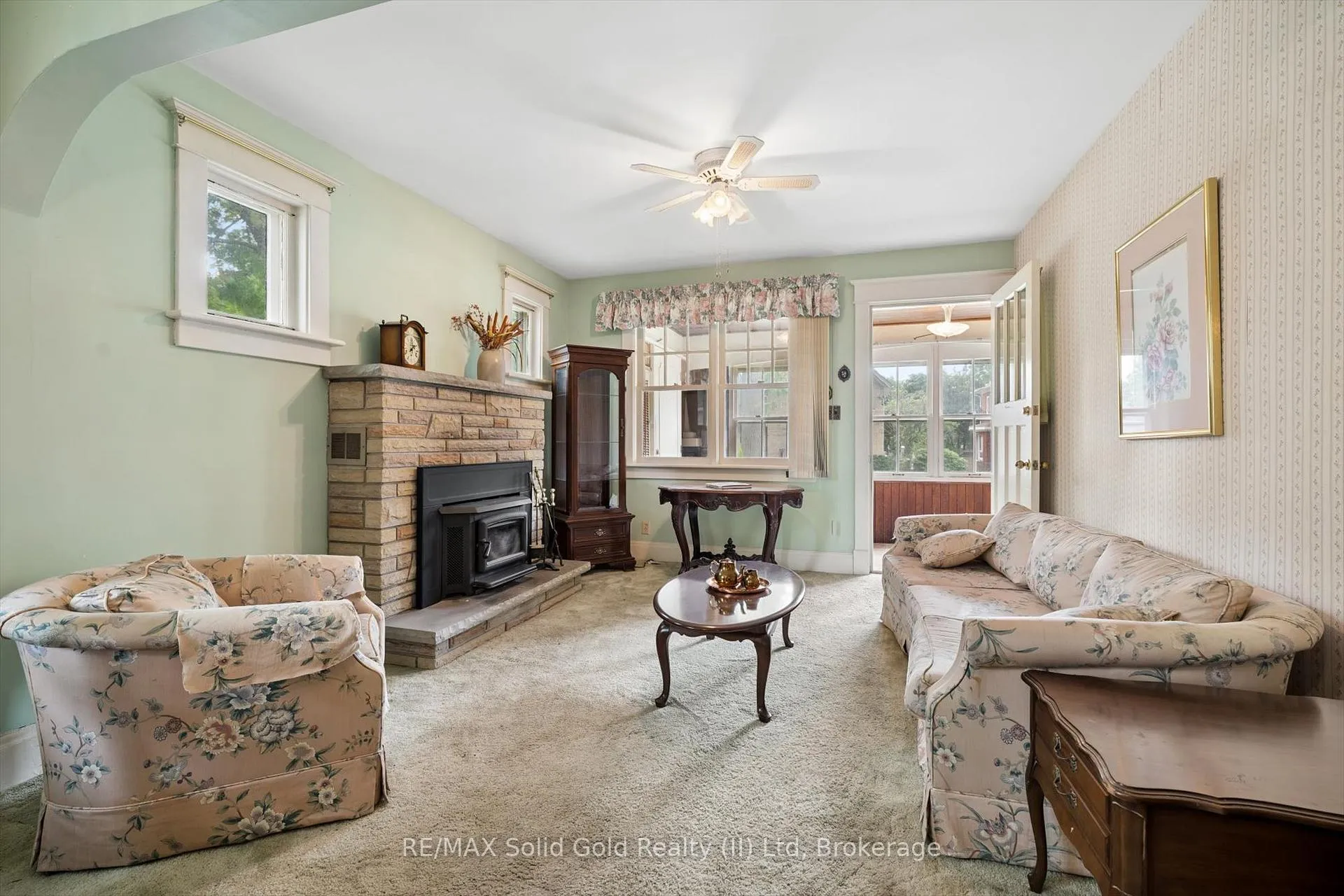 Photo 6 of 555 Hamilton Street, Cambridge — HOMEH