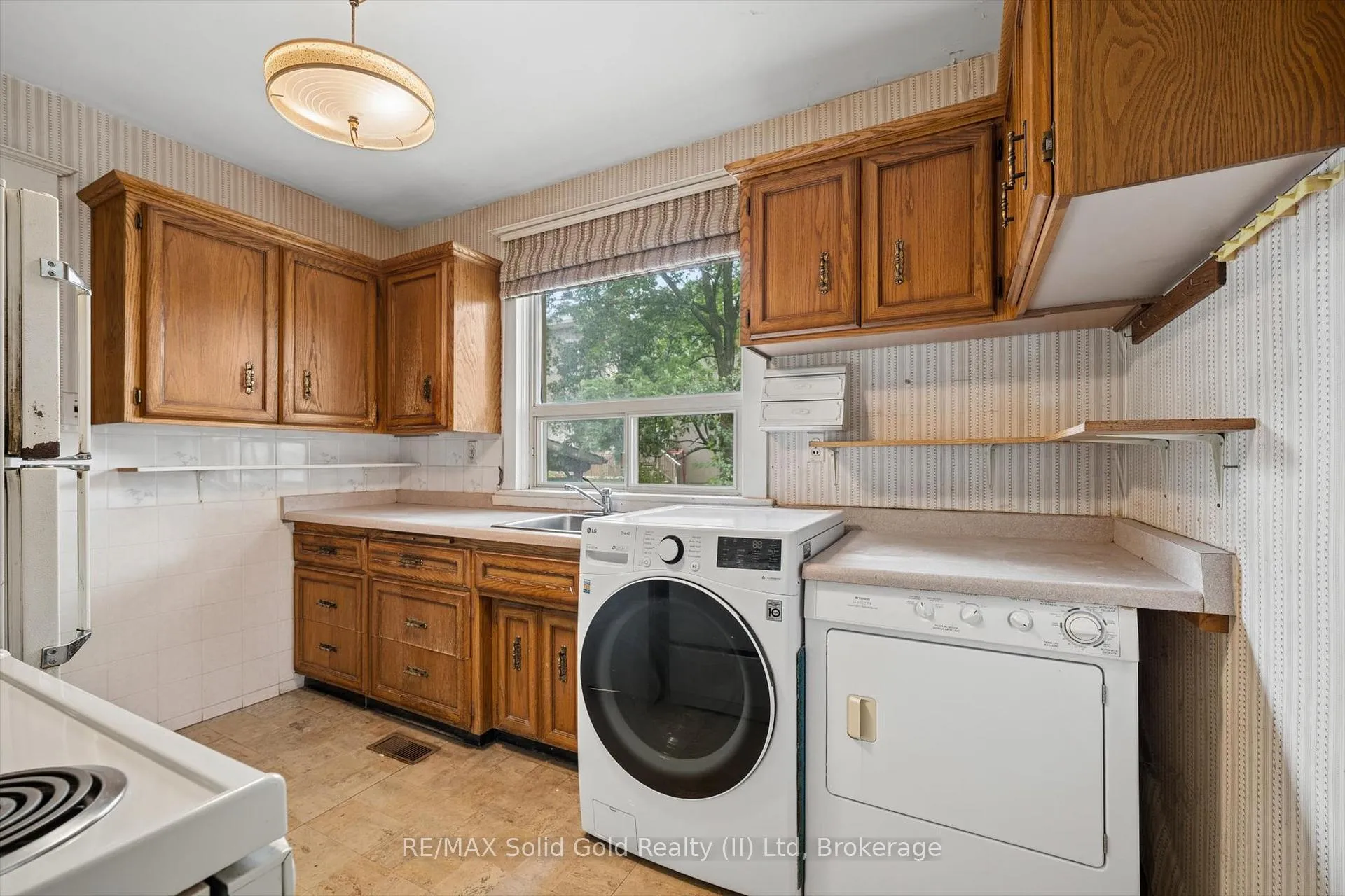 Photo 10 of 555 Hamilton Street, Cambridge — HOMEH