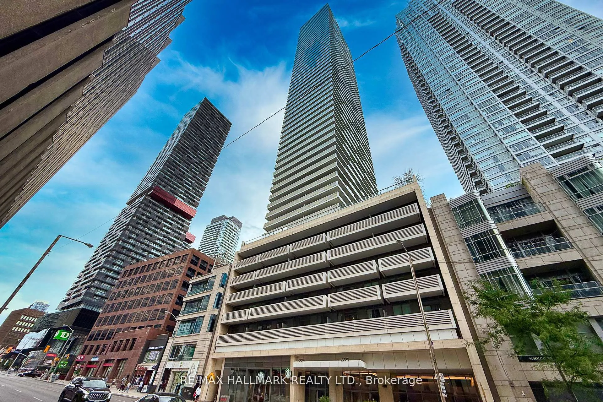 Photo 14 of Unit 2211, 2221 Yonge Street, Toronto, Mount Pleasant West — HOMEH