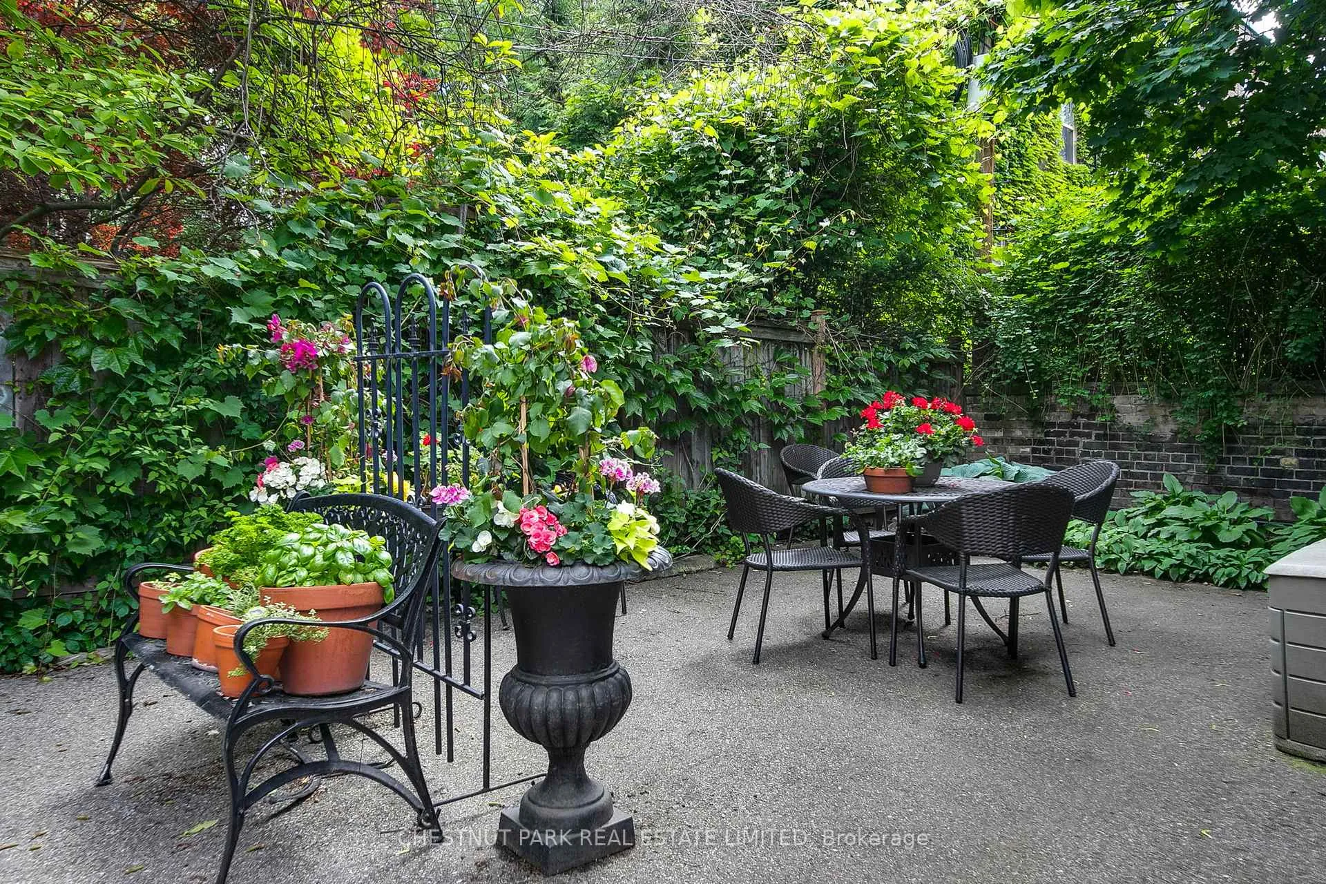 Photo 42 of 7B Clarendon Avenue, Toronto, Casa Loma — HOMEH