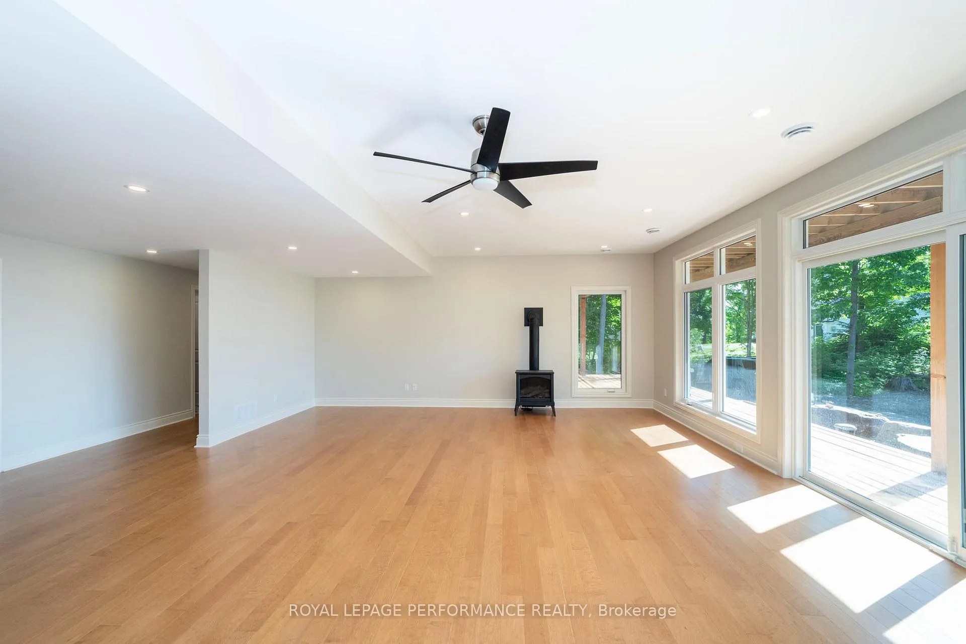 Photo 14 of 5166 Calabogie Road, Greater Madawaska, Greater Madawaska — HOMEH