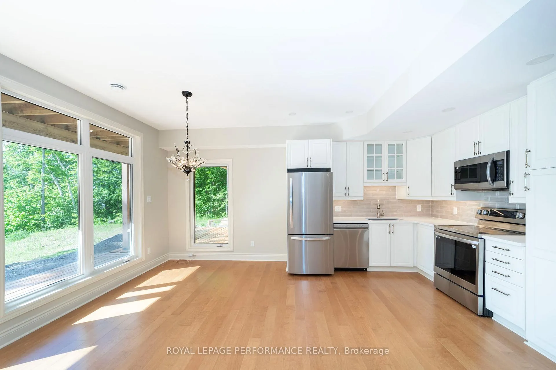 Photo 15 of 5166 Calabogie Road, Greater Madawaska, Greater Madawaska — HOMEH