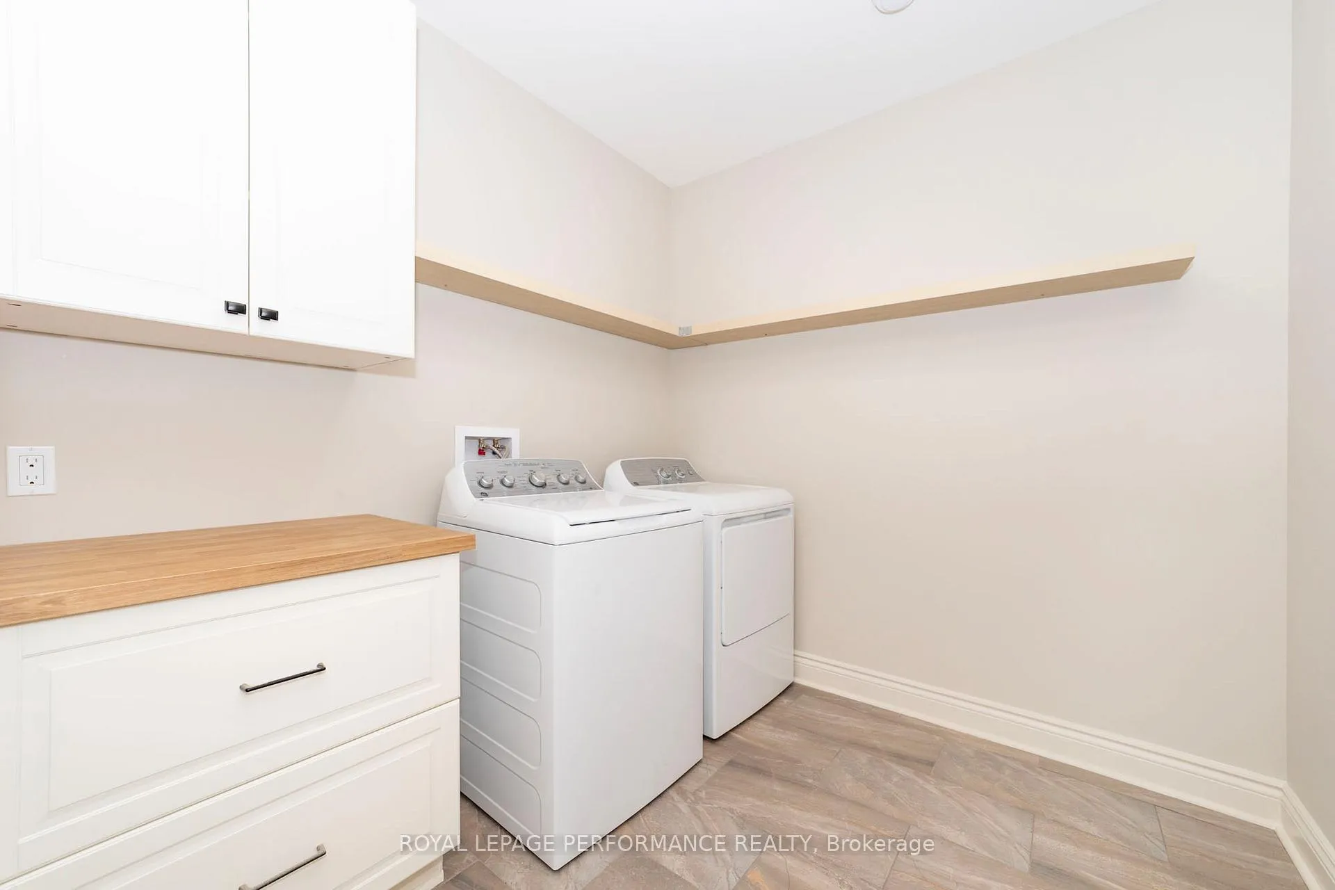 Photo 32 of 5166 Calabogie Road, Greater Madawaska, Greater Madawaska — HOMEH