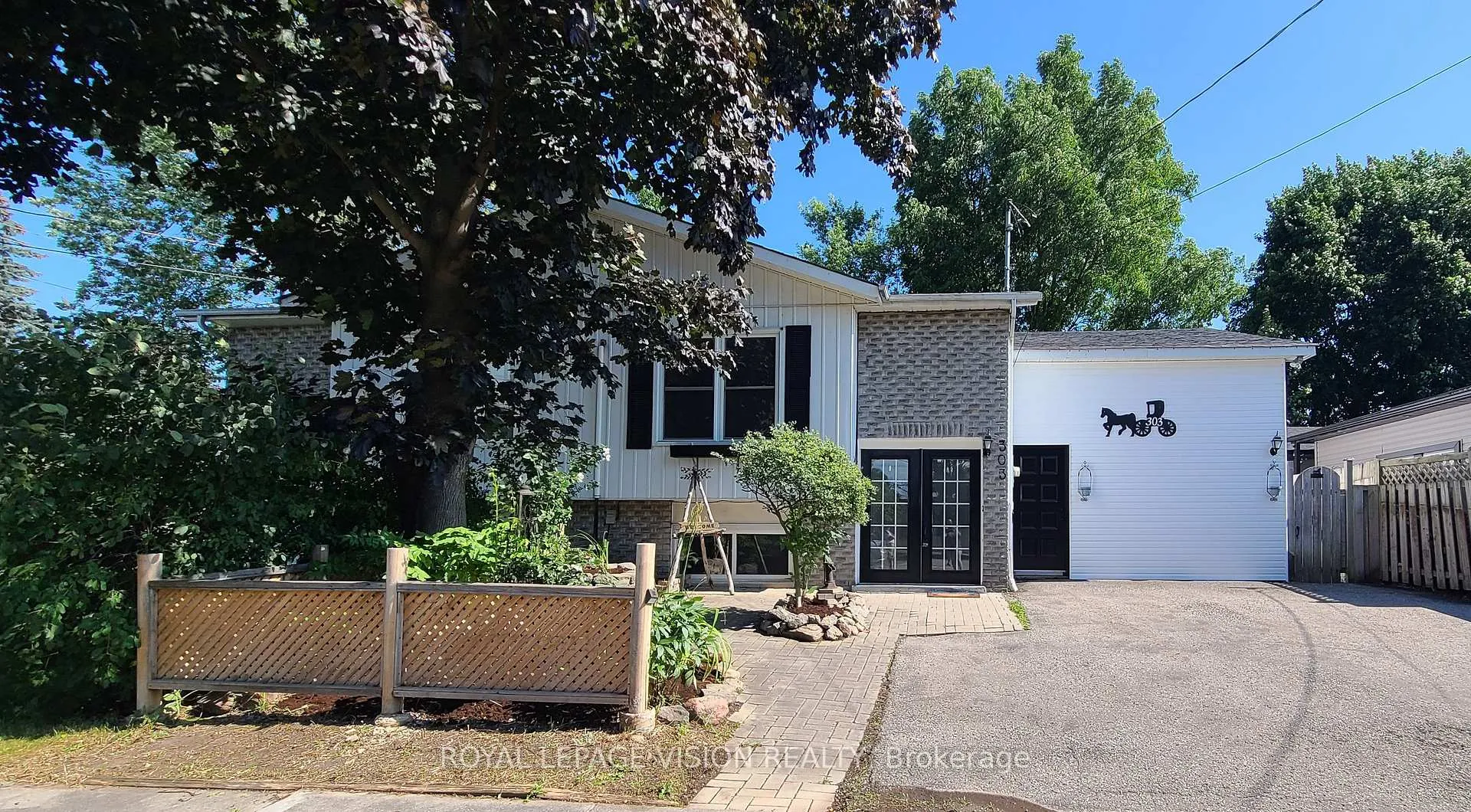Front of 303 Beech Street W