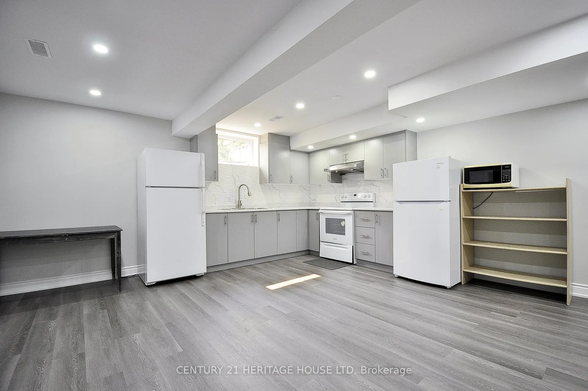 Photo 20 of 33 Bankside Drive, Kitchener, Victoria Hills — HOMEH