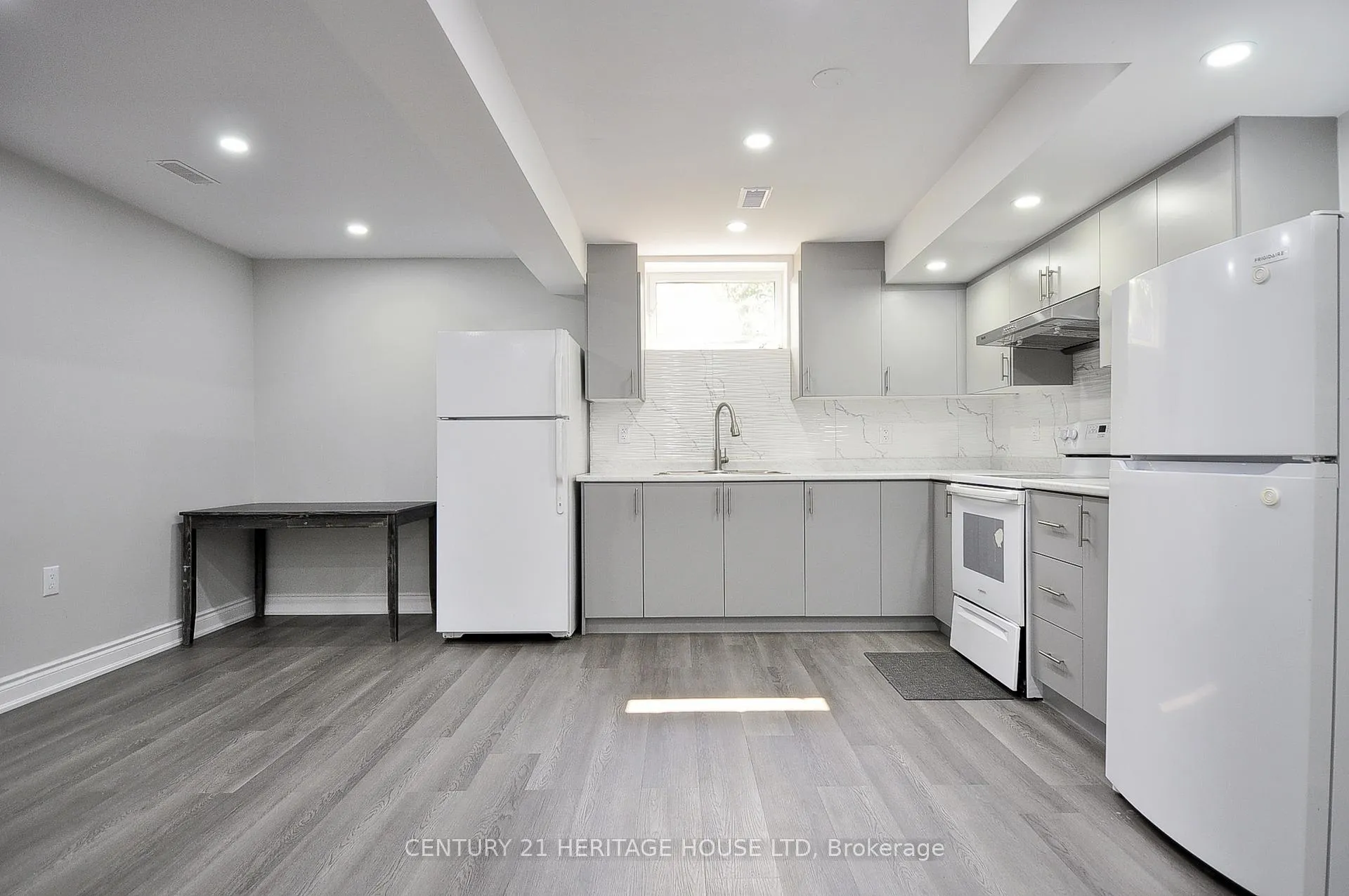 Photo 21 of 33 Bankside Drive, Kitchener, Victoria Hills — HOMEH
