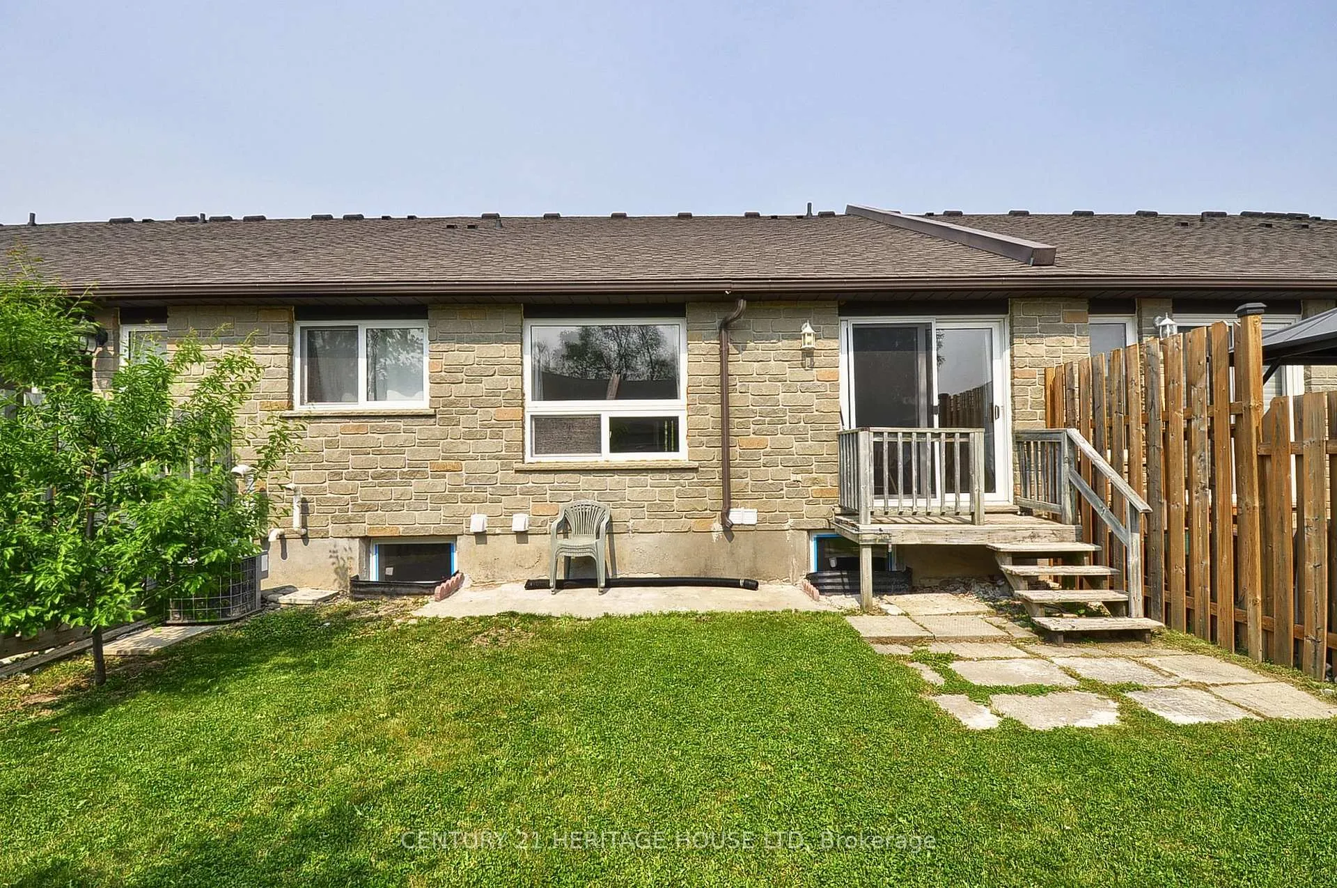 Photo 30 of 33 Bankside Drive, Kitchener, Victoria Hills — HOMEH