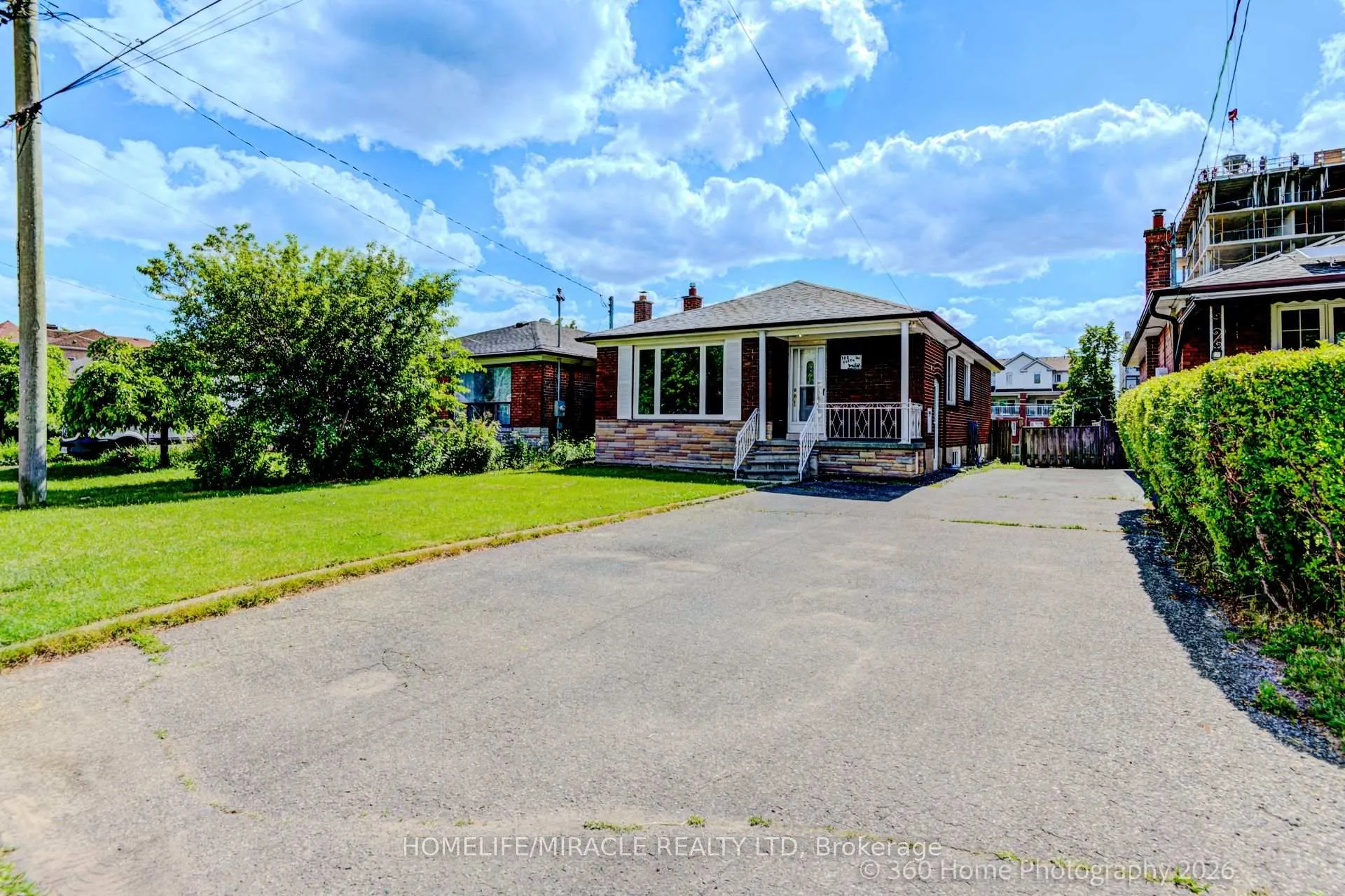 Photo 2 of 108 Cleta Drive, Scarborough, Kennedy Park — HOMEH
