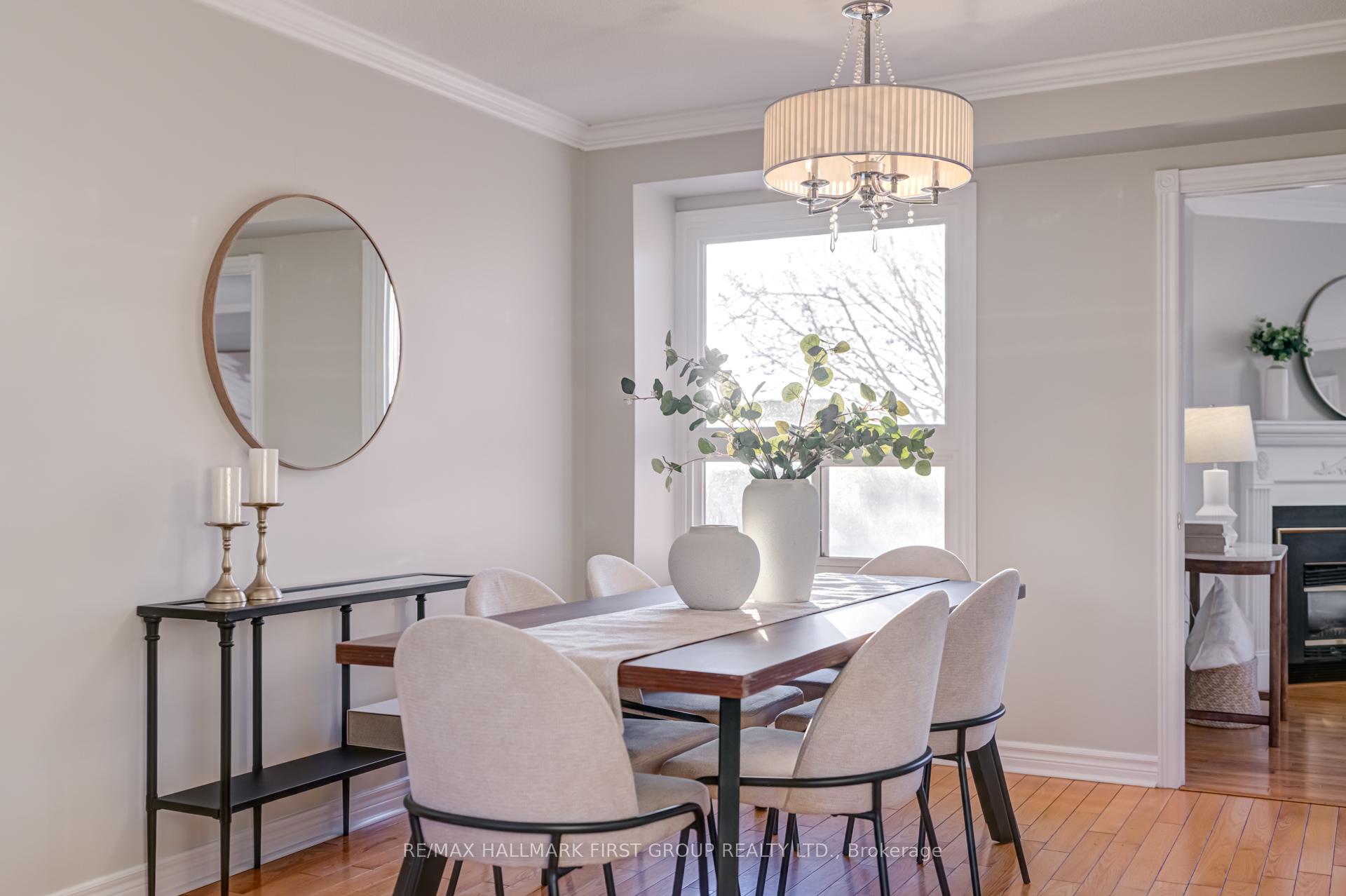 Photo 5 of 8 Coomer Crescent, Ajax, Central — HOMEH
