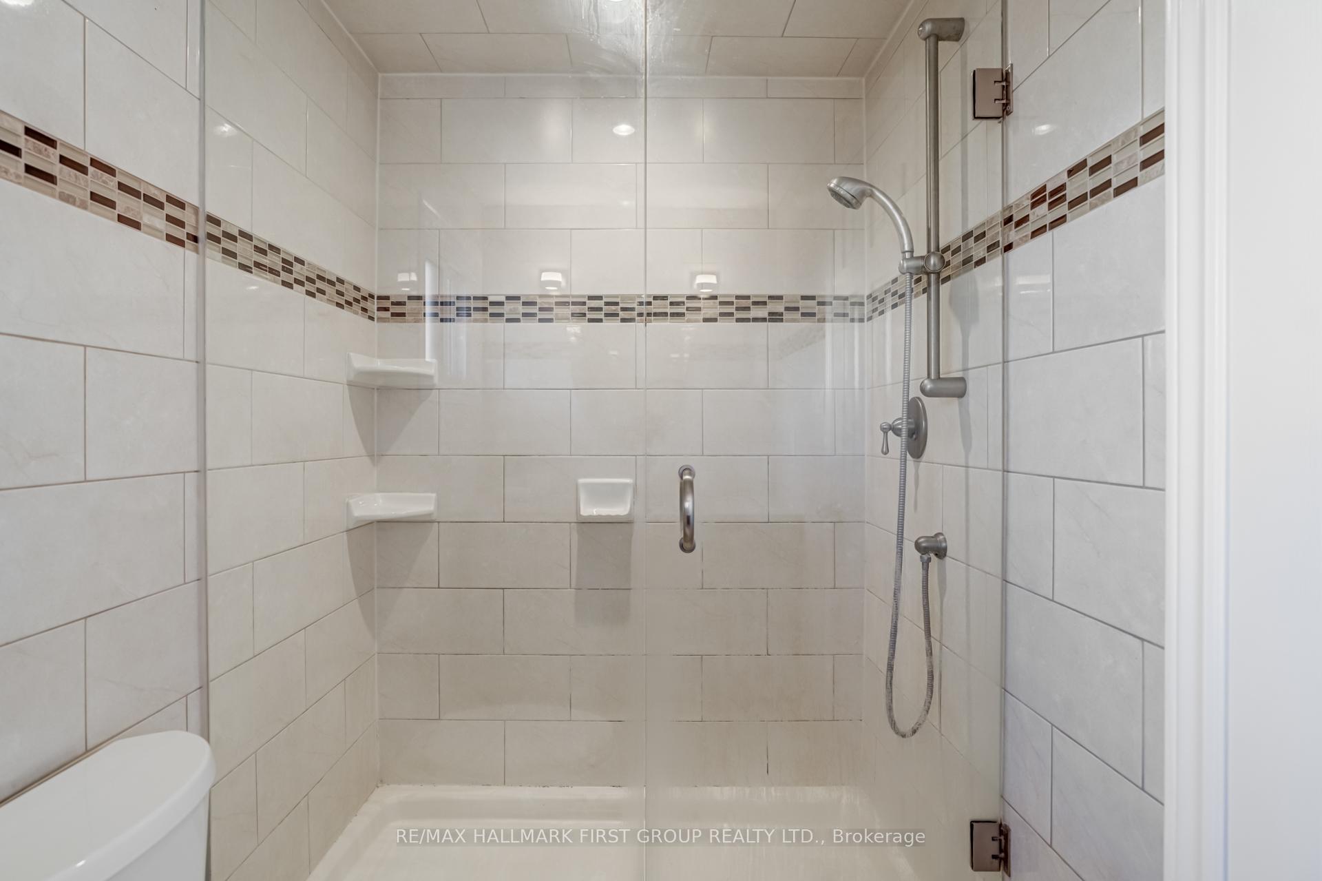 Photo 19 of 8 Coomer Crescent, Ajax, Central — HOMEH