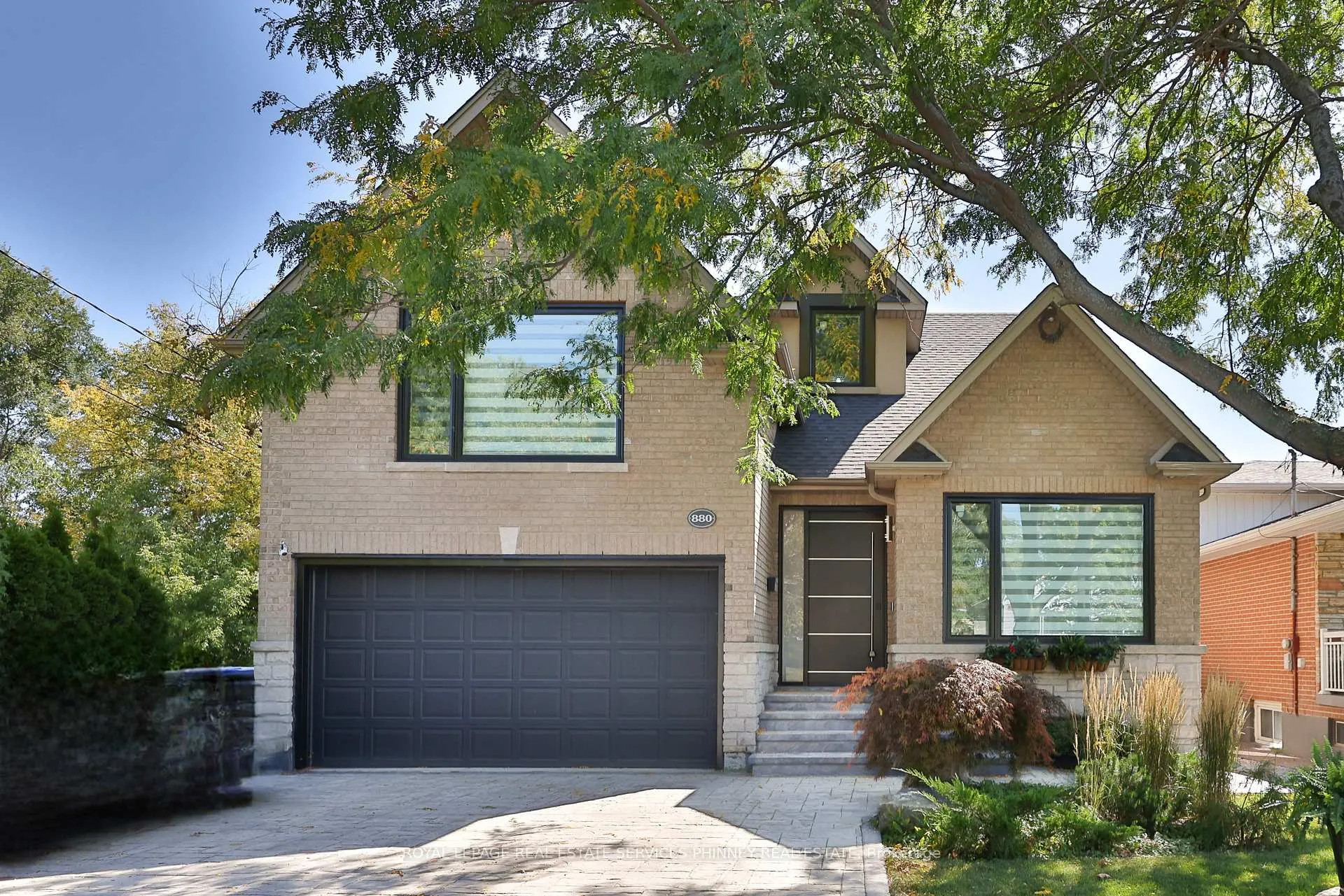 Photo 1 of 880 6th Street, Mississauga, Lakeview — HOMEH