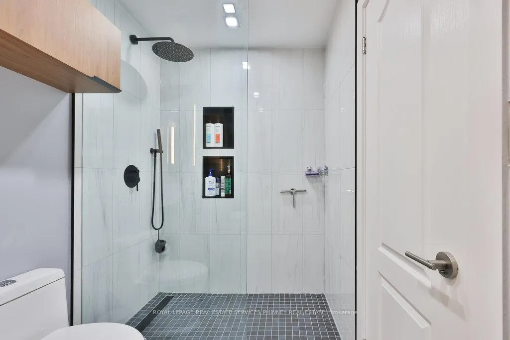 Photo 26 of 880 6th Street, Mississauga, Lakeview — HOMEH
