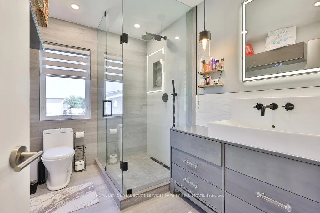 Photo 34 of 880 6th Street, Mississauga, Lakeview — HOMEH