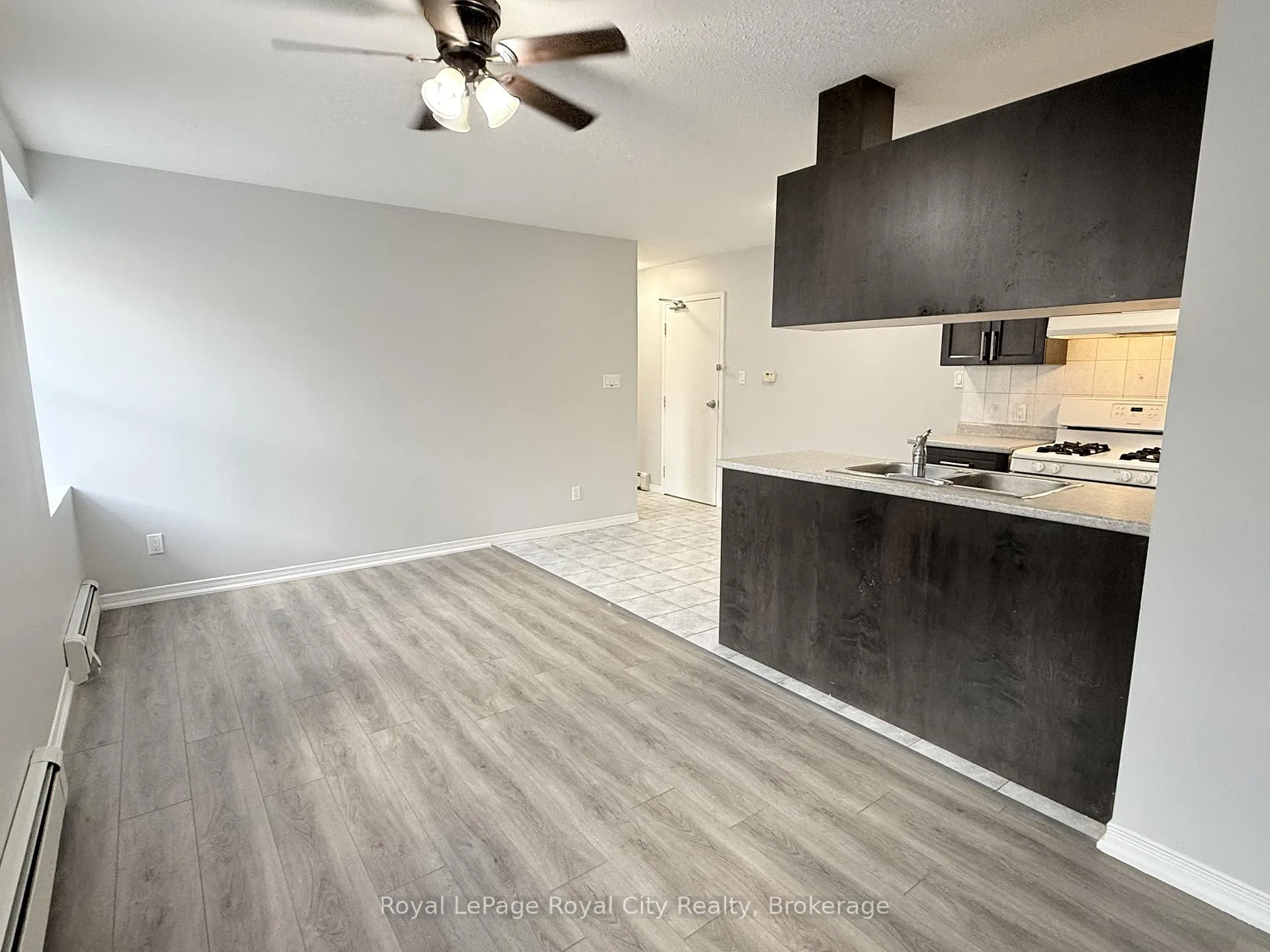 Photo 4 of Unit 2, 116 Wyndham Street, Guelph, Downtown — HOMEH