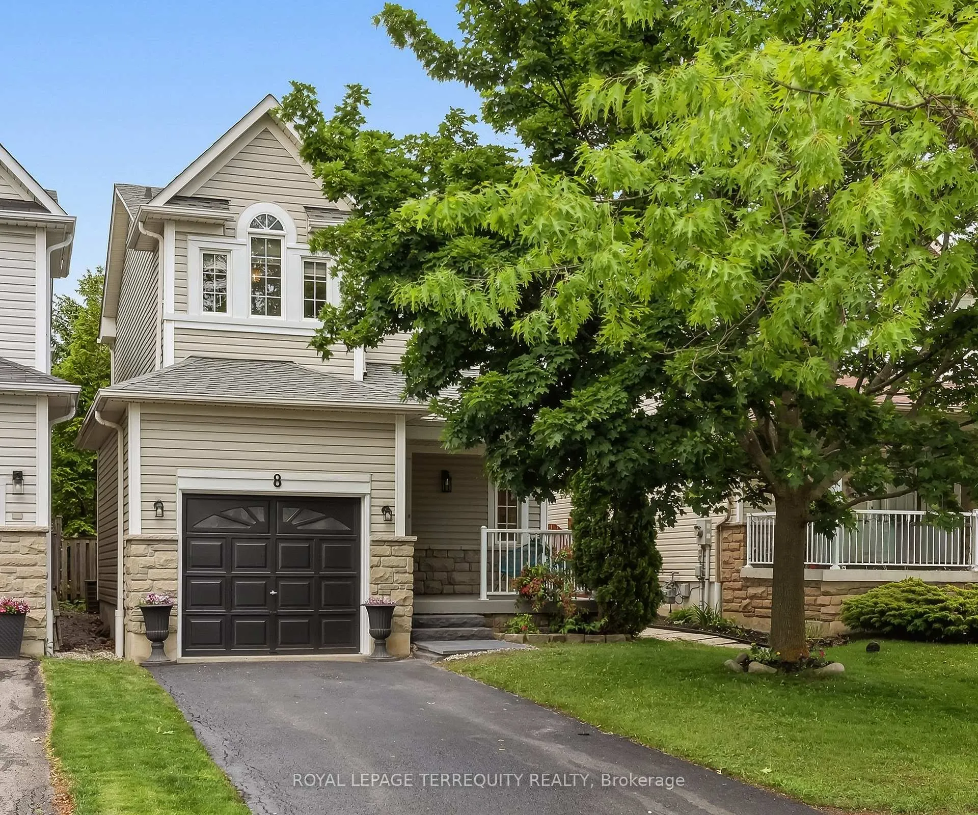 Front of 8 Sinden Drive