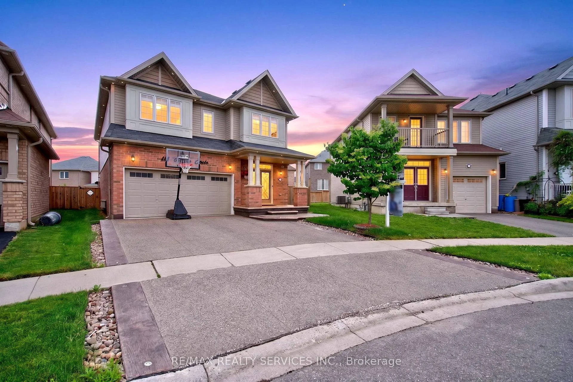 Photo 1 of 154 Munro Circle, Brantford, Empire South — HOMEH