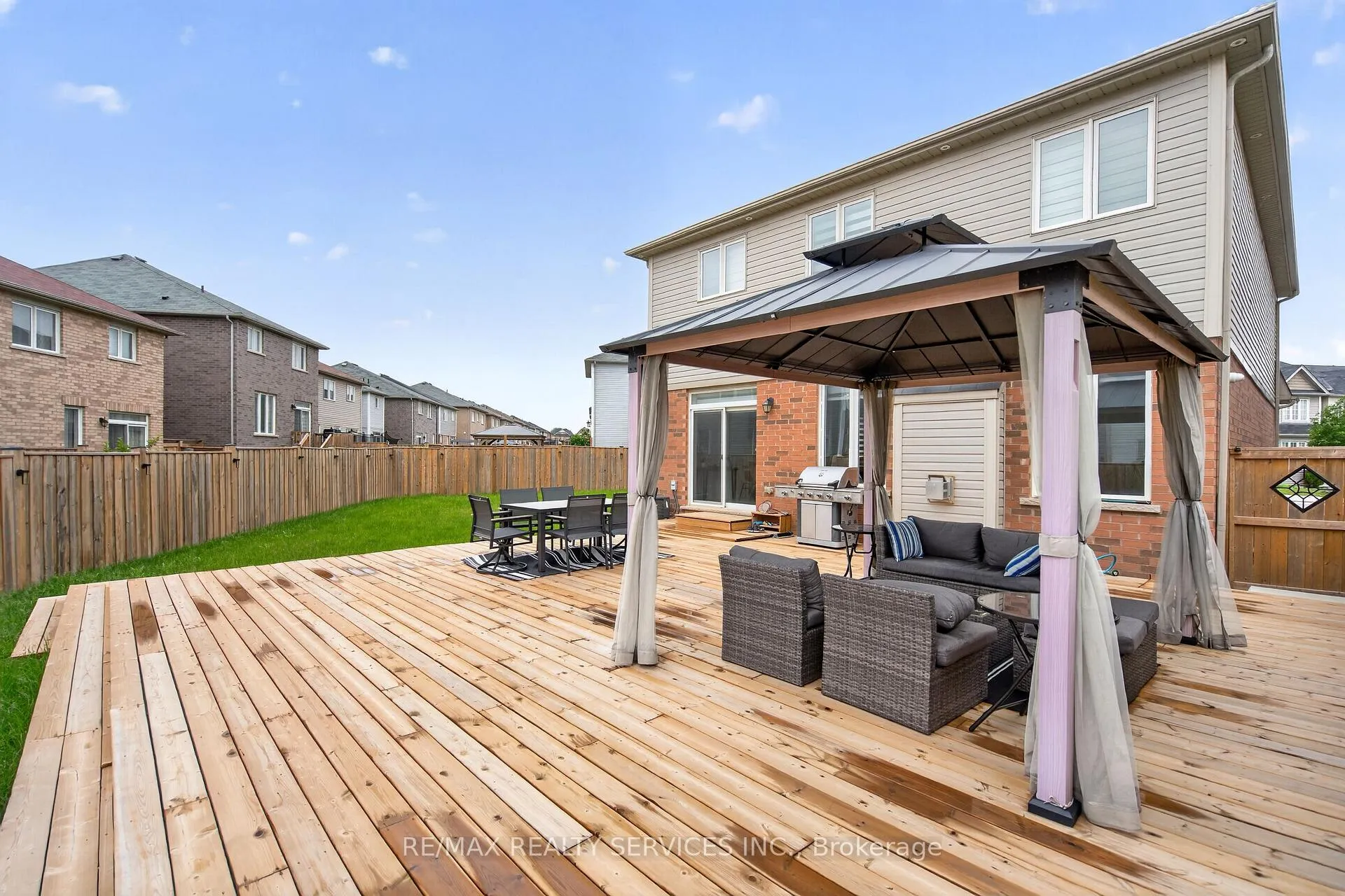 Photo 23 of 154 Munro Circle, Brantford, Empire South — HOMEH