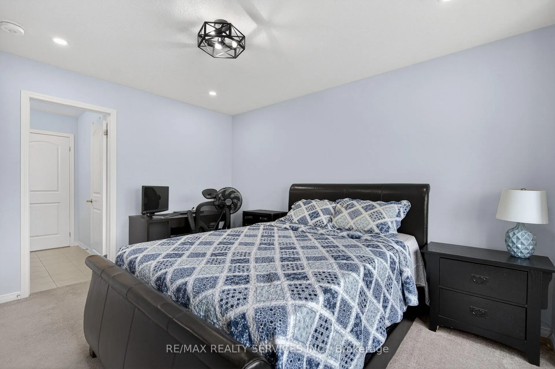 Photo 41 of 154 Munro Circle, Brantford, Empire South — HOMEH