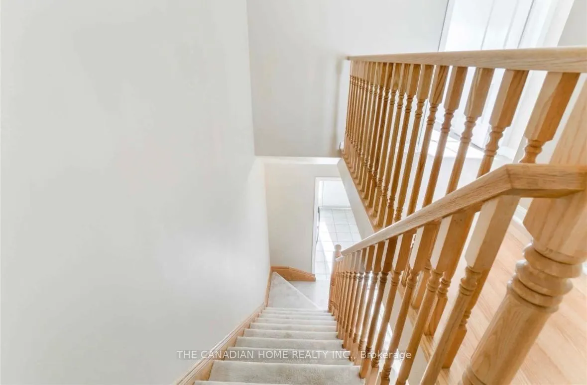 Photo 8 of 929 Deverell Place, Milton, Coates — HOMEH