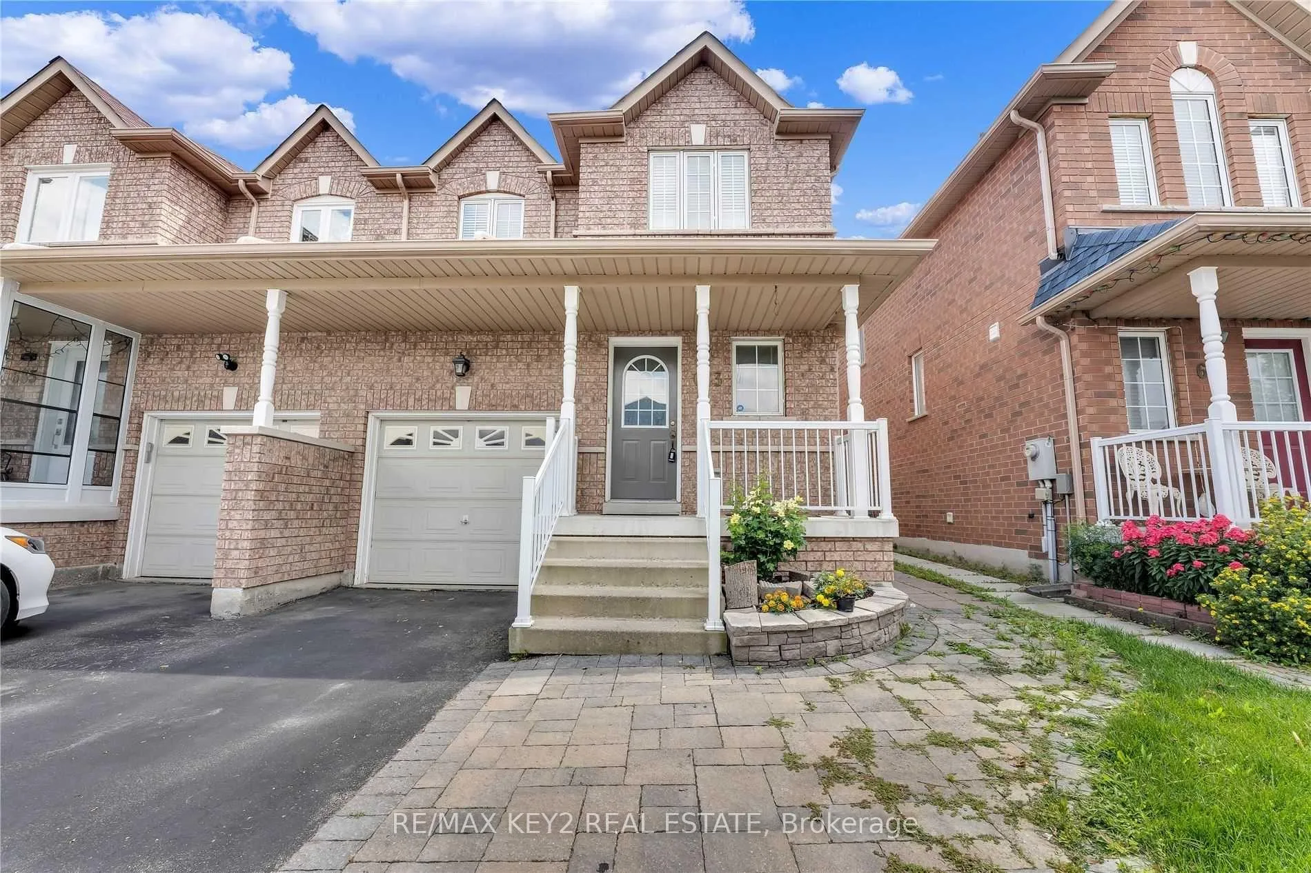 Photo 2 of 633 Caboto Trail, Markham, Village Green-South Unionville — HOMEH