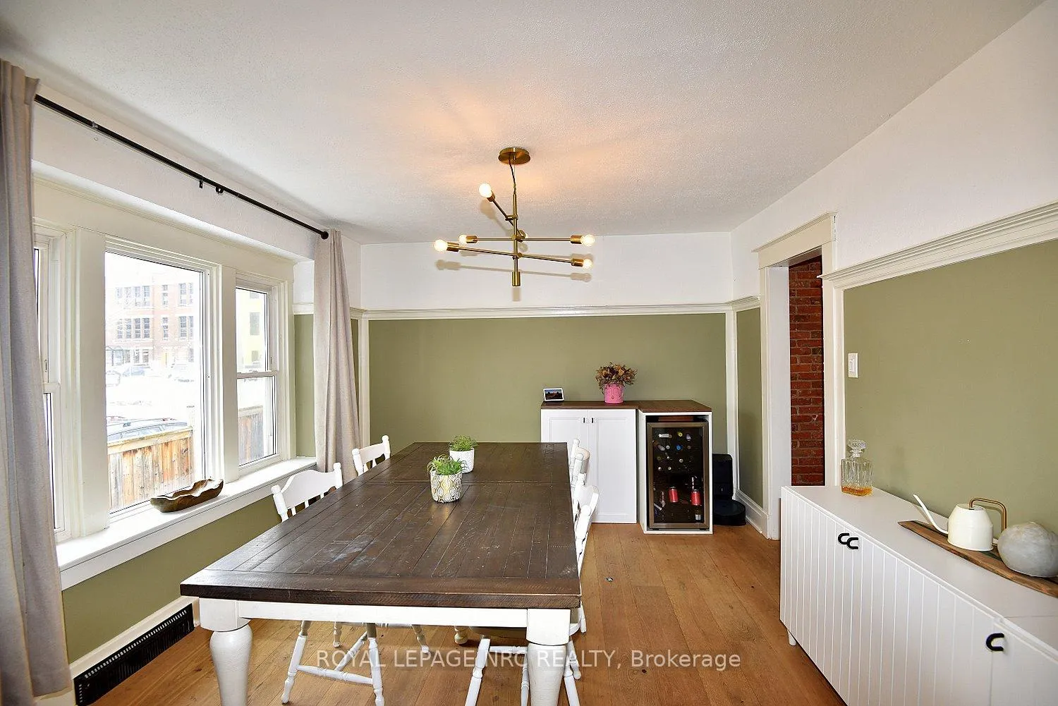 Photo 6 of 24 Fitzgerald Street, St. Catharines, Downtown — HOMEH