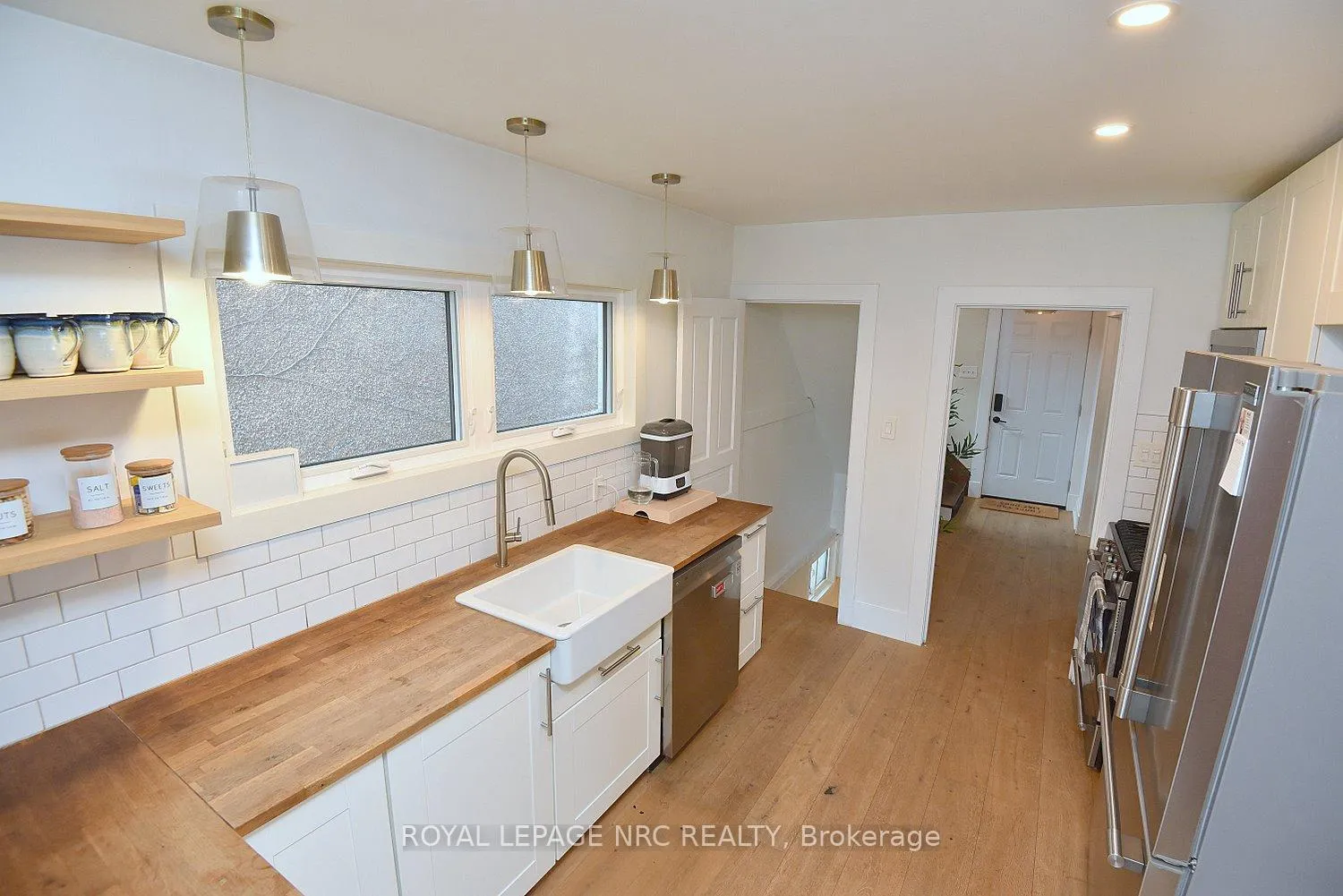 Photo 11 of 24 Fitzgerald Street, St. Catharines, Downtown — HOMEH