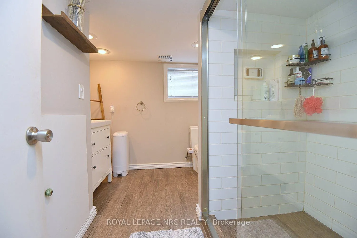Photo 25 of 24 Fitzgerald Street, St. Catharines, Downtown — HOMEH