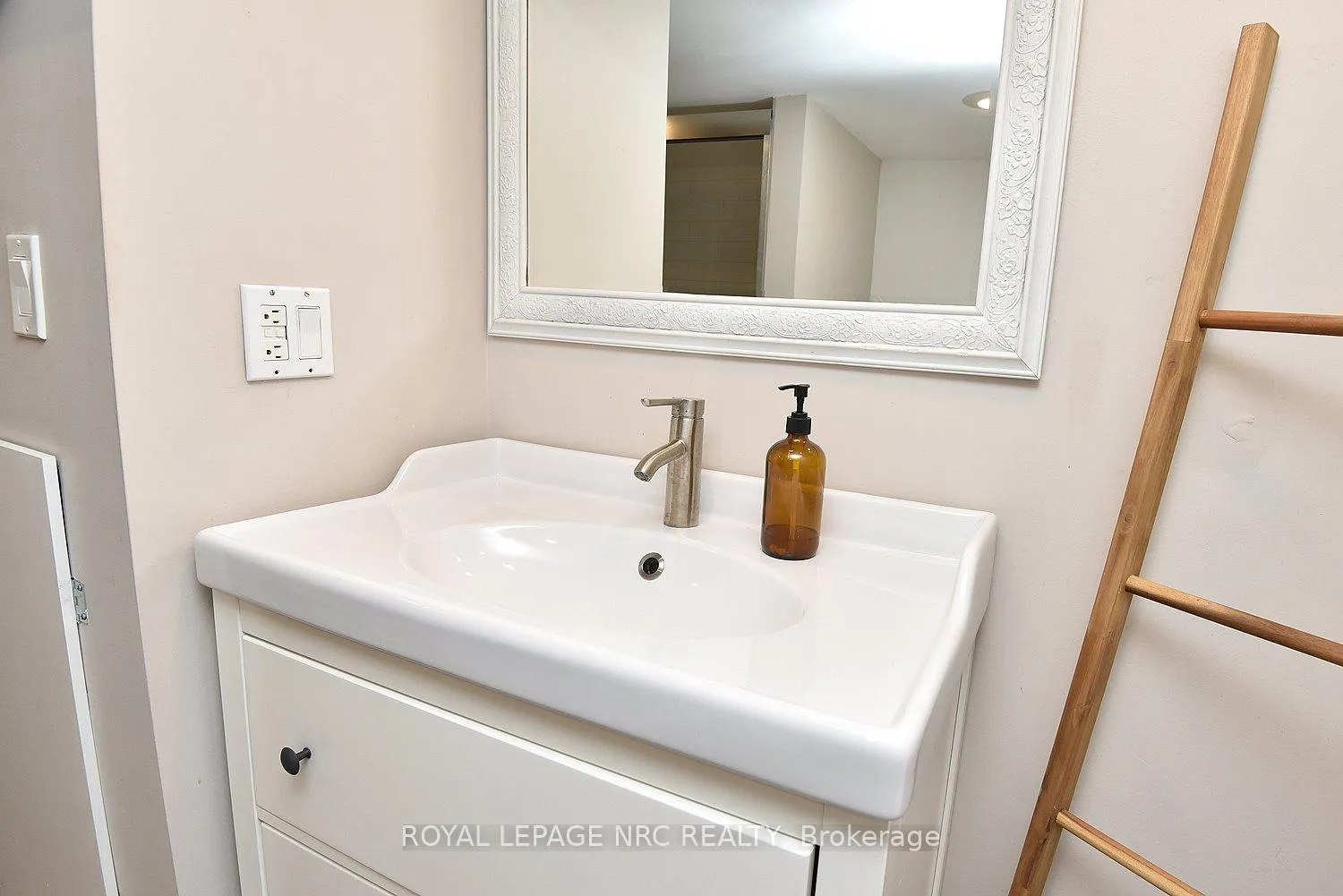 Photo 27 of 24 Fitzgerald Street, St. Catharines, Downtown — HOMEH