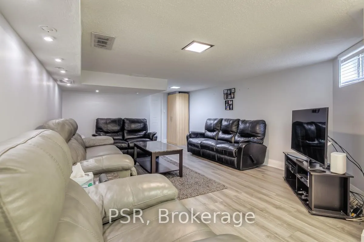 Photo 30 of 41 Springhurst Avenue, Toronto, South Parkdale — HOMEH