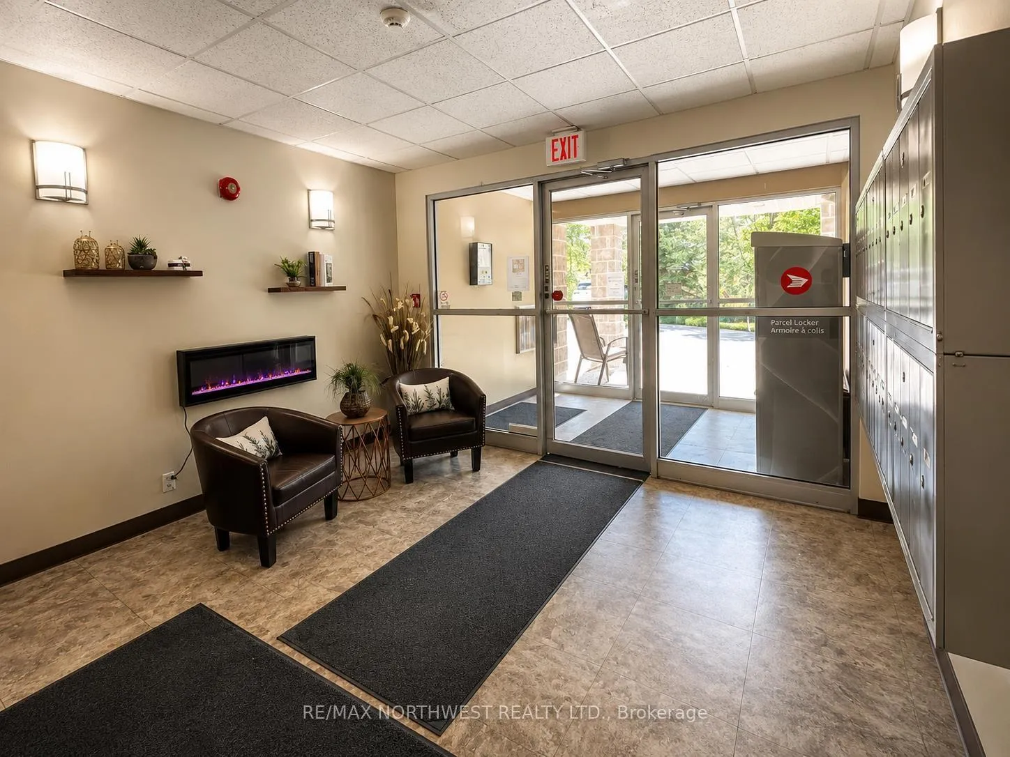 Photo 3 of Unit 104, 471 Lakeview Drive, Kenora, Norman — HOMEH