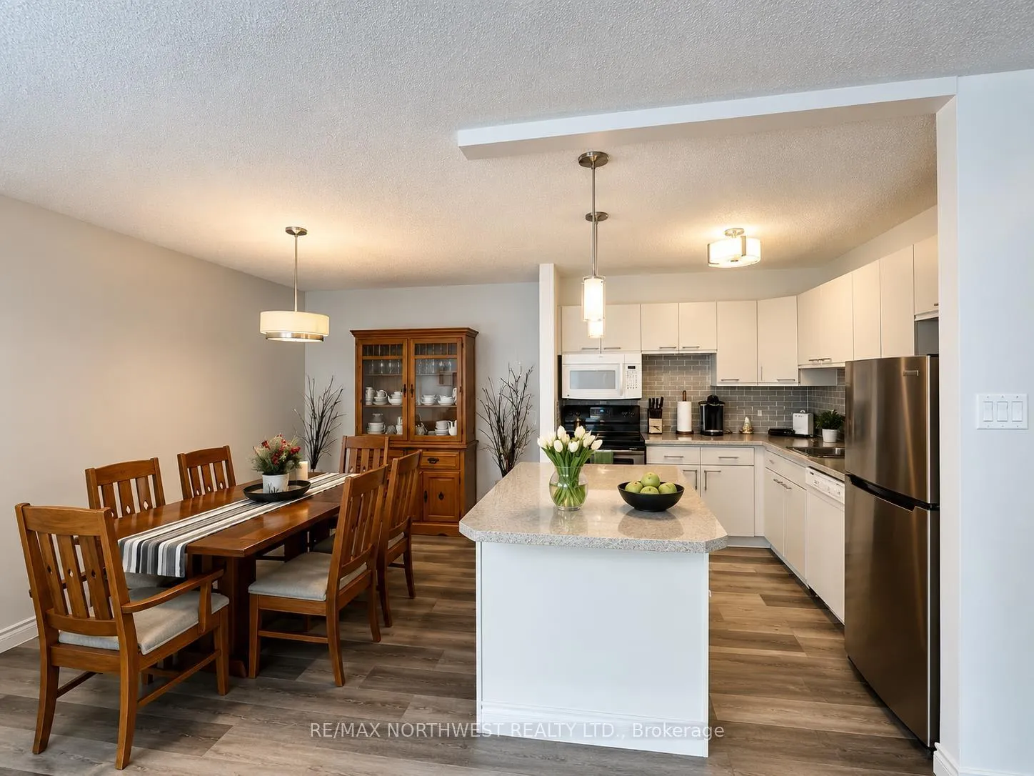 Photo 7 of Unit 104, 471 Lakeview Drive, Kenora, Norman — HOMEH
