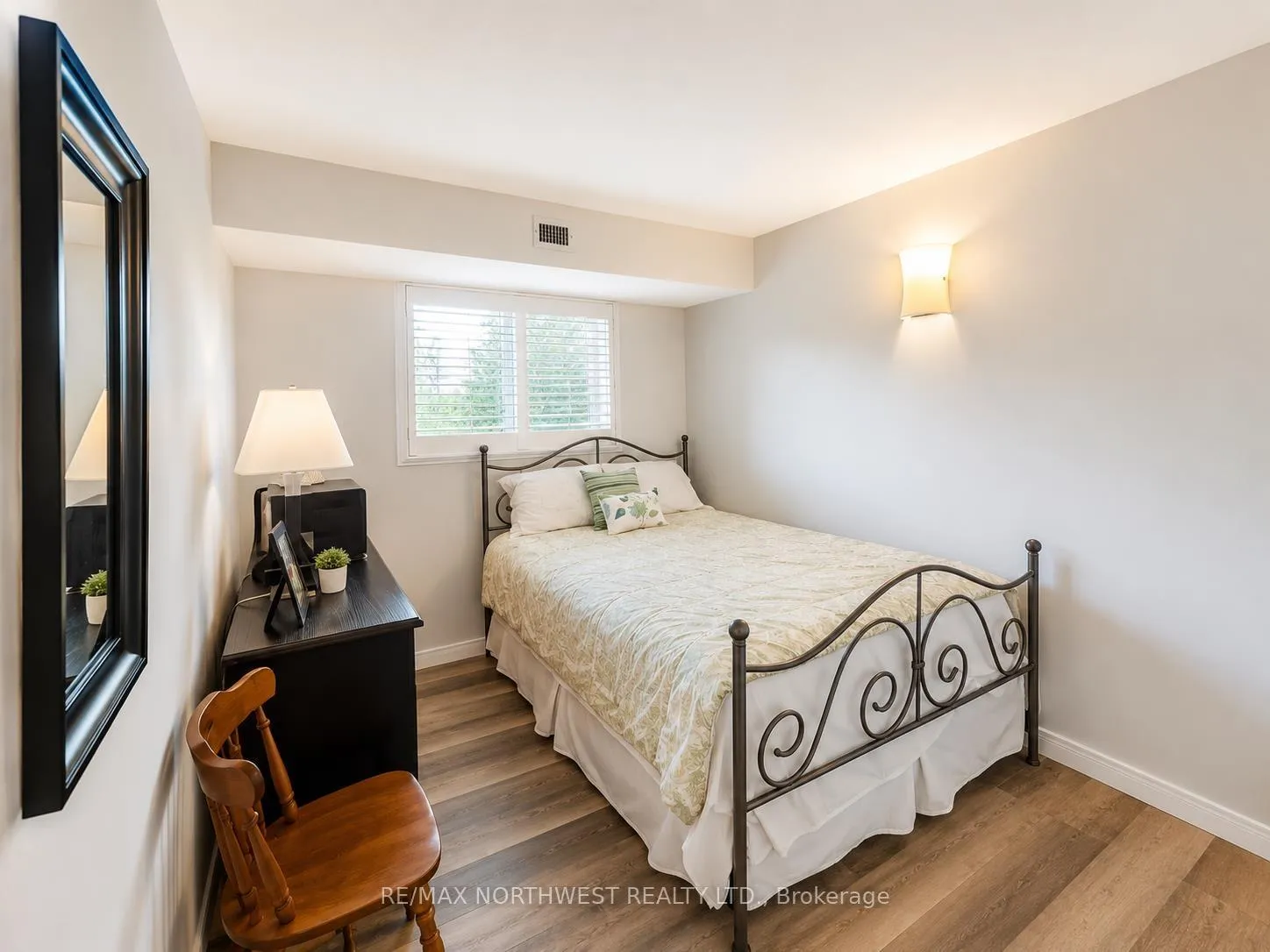 Photo 9 of Unit 104, 471 Lakeview Drive, Kenora, Norman — HOMEH