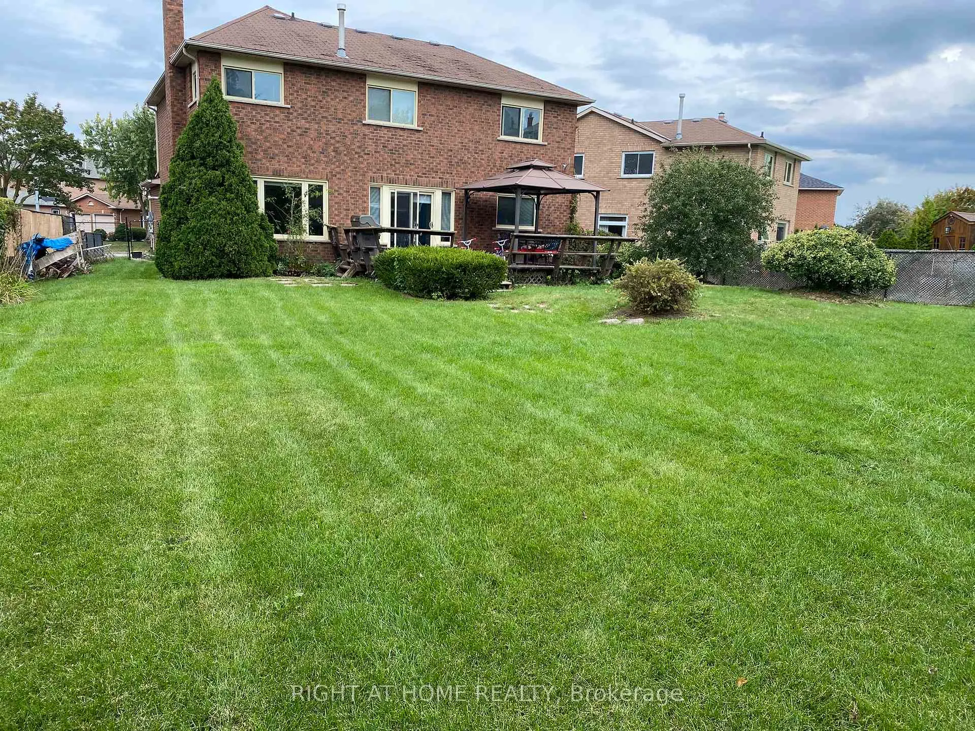 Photo 23 of 92 Nelson Circle, Newmarket, Armitage — HOMEH