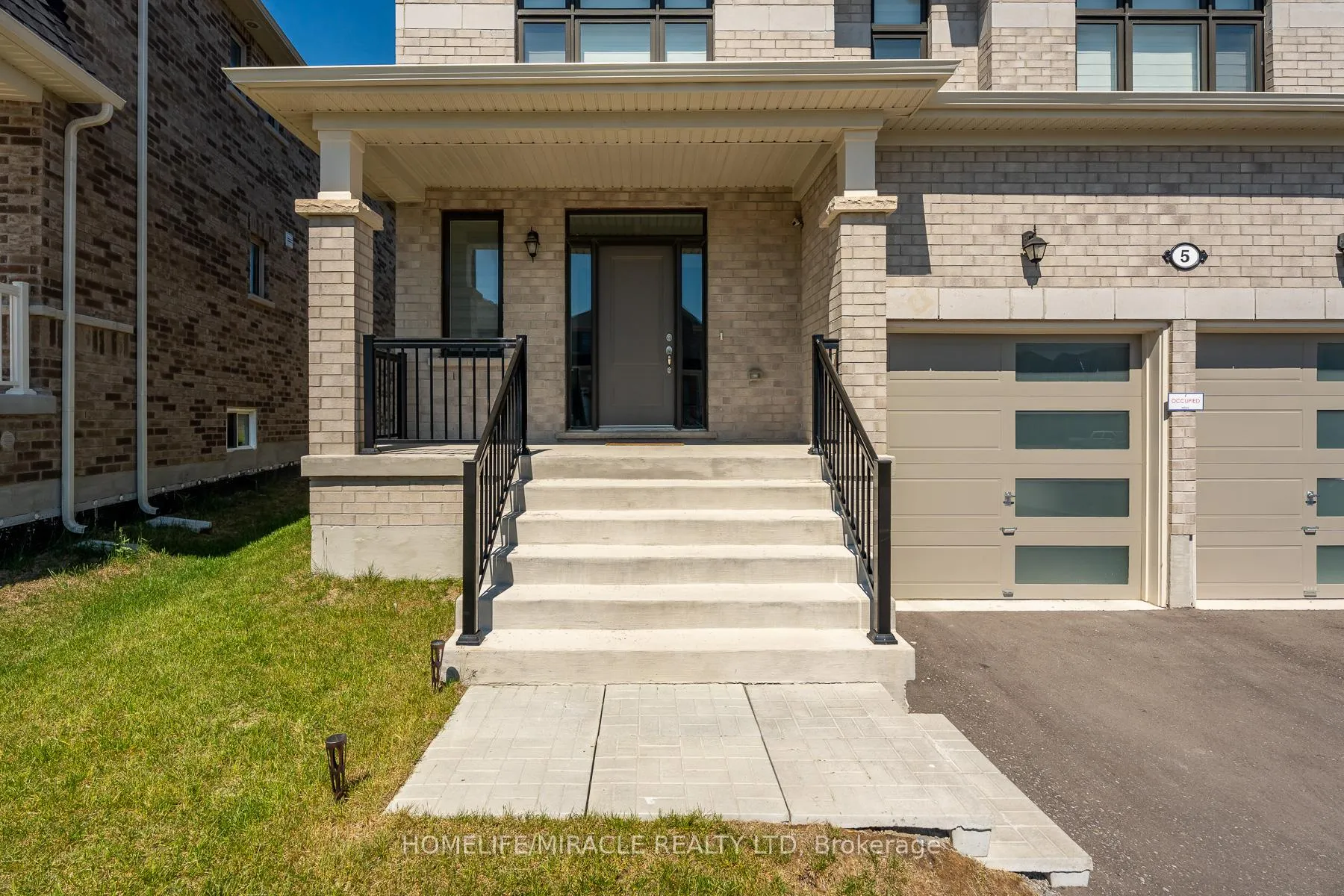 Photo 4 of 5 Ainslie Hill Crescent, Georgina, Sutton & Jackson's Point — HOMEH