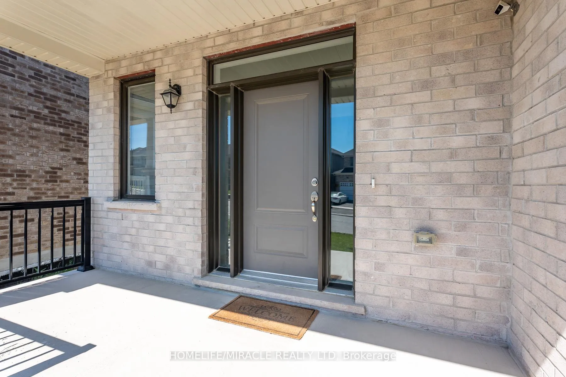 Photo 5 of 5 Ainslie Hill Crescent, Georgina, Sutton & Jackson's Point — HOMEH